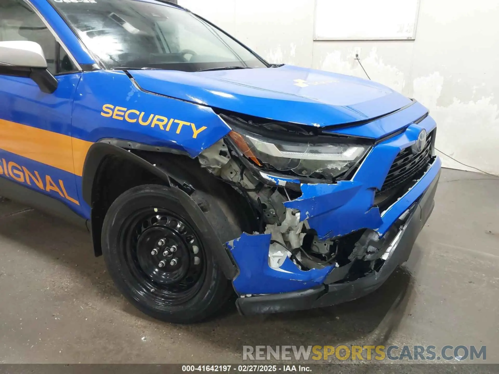 6 Photograph of a damaged car 2T3MWRFV1RW209263 TOYOTA RAV4 HYBRID 2024