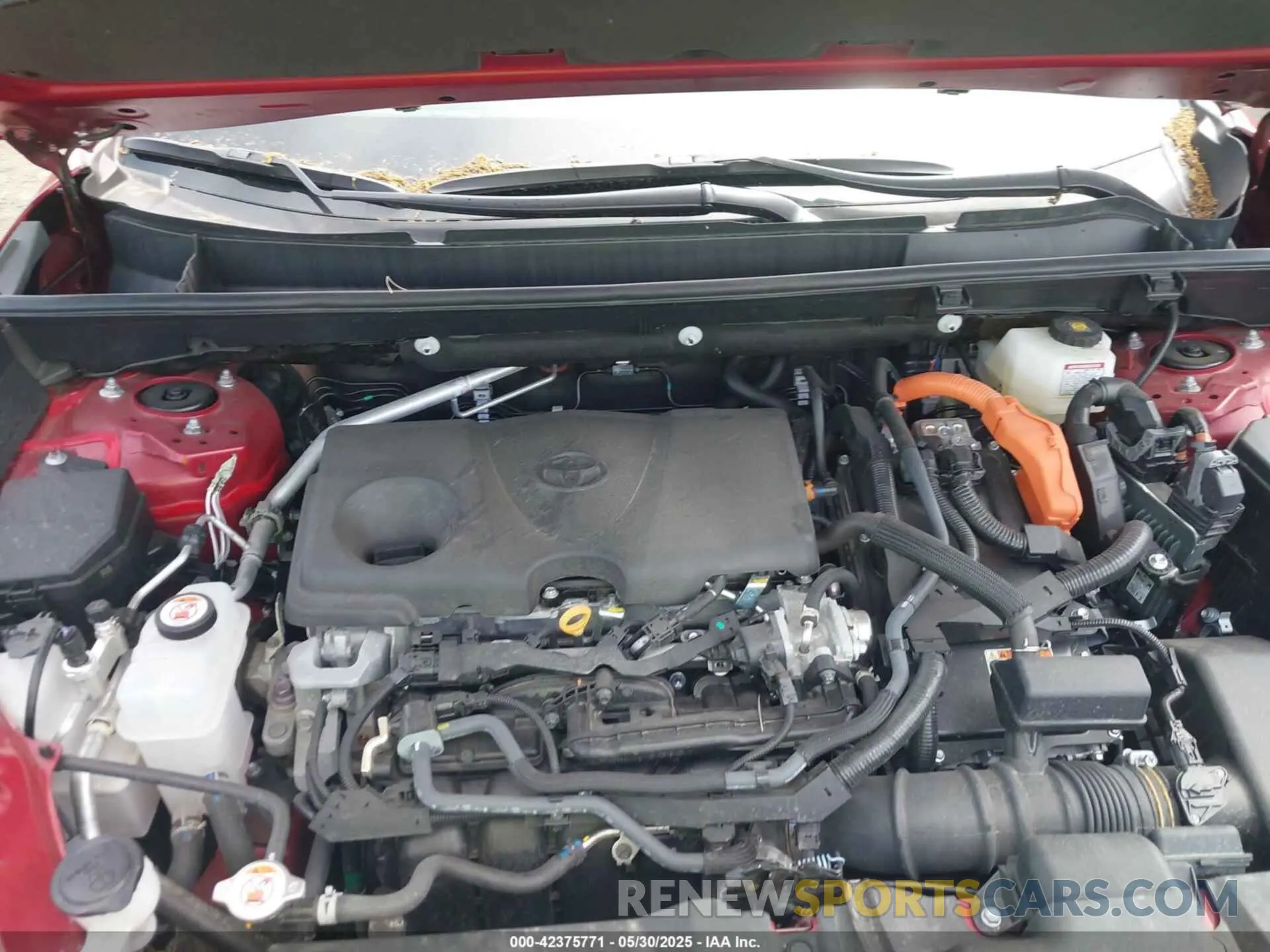 10 Photograph of a damaged car 2T3MWRFV5RW243349 TOYOTA RAV4 HYBRID 2024