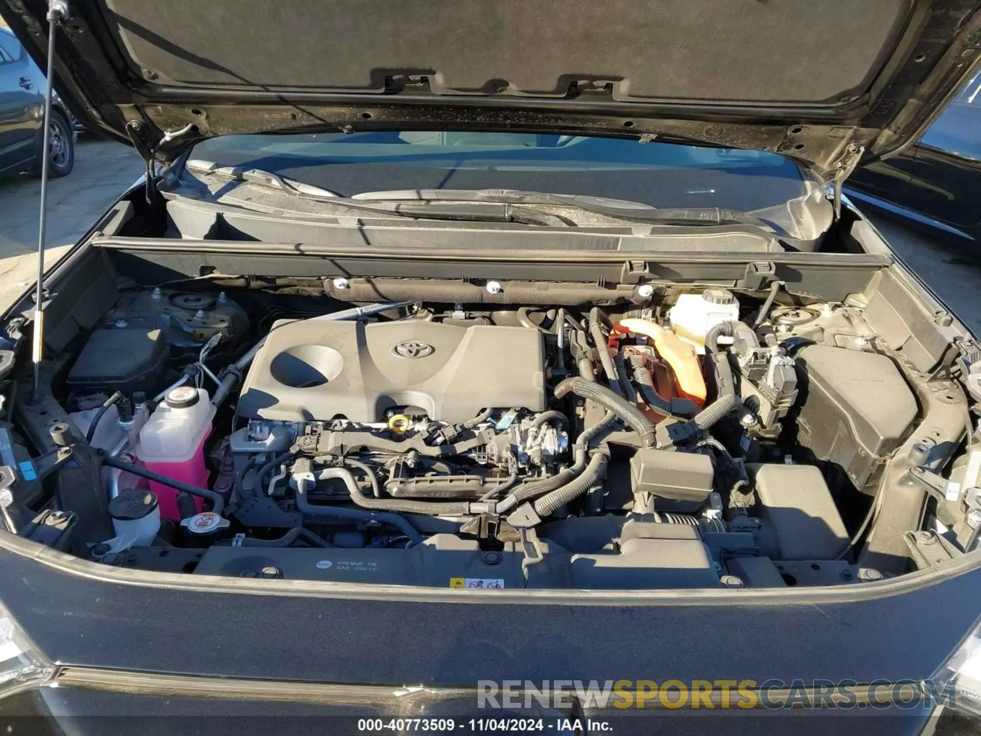 10 Photograph of a damaged car 2T3MWRFV7RW187172 TOYOTA RAV4 HYBRID 2024