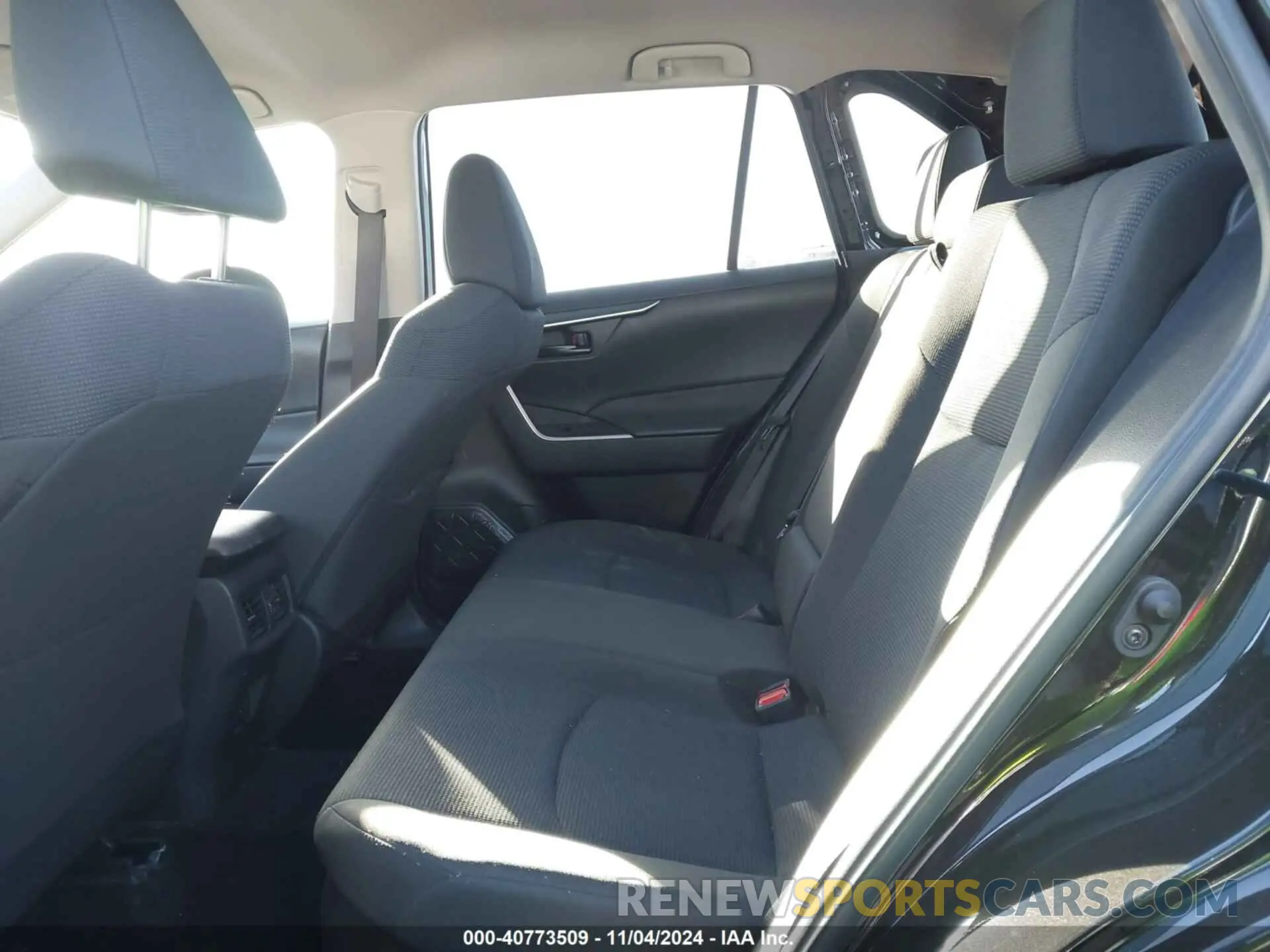8 Photograph of a damaged car 2T3MWRFV7RW187172 TOYOTA RAV4 HYBRID 2024