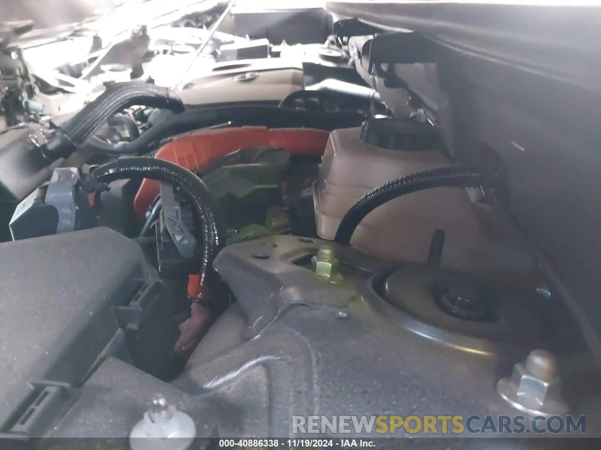 10 Photograph of a damaged car 2T3MWRFV8RW211883 TOYOTA RAV4 HYBRID 2024