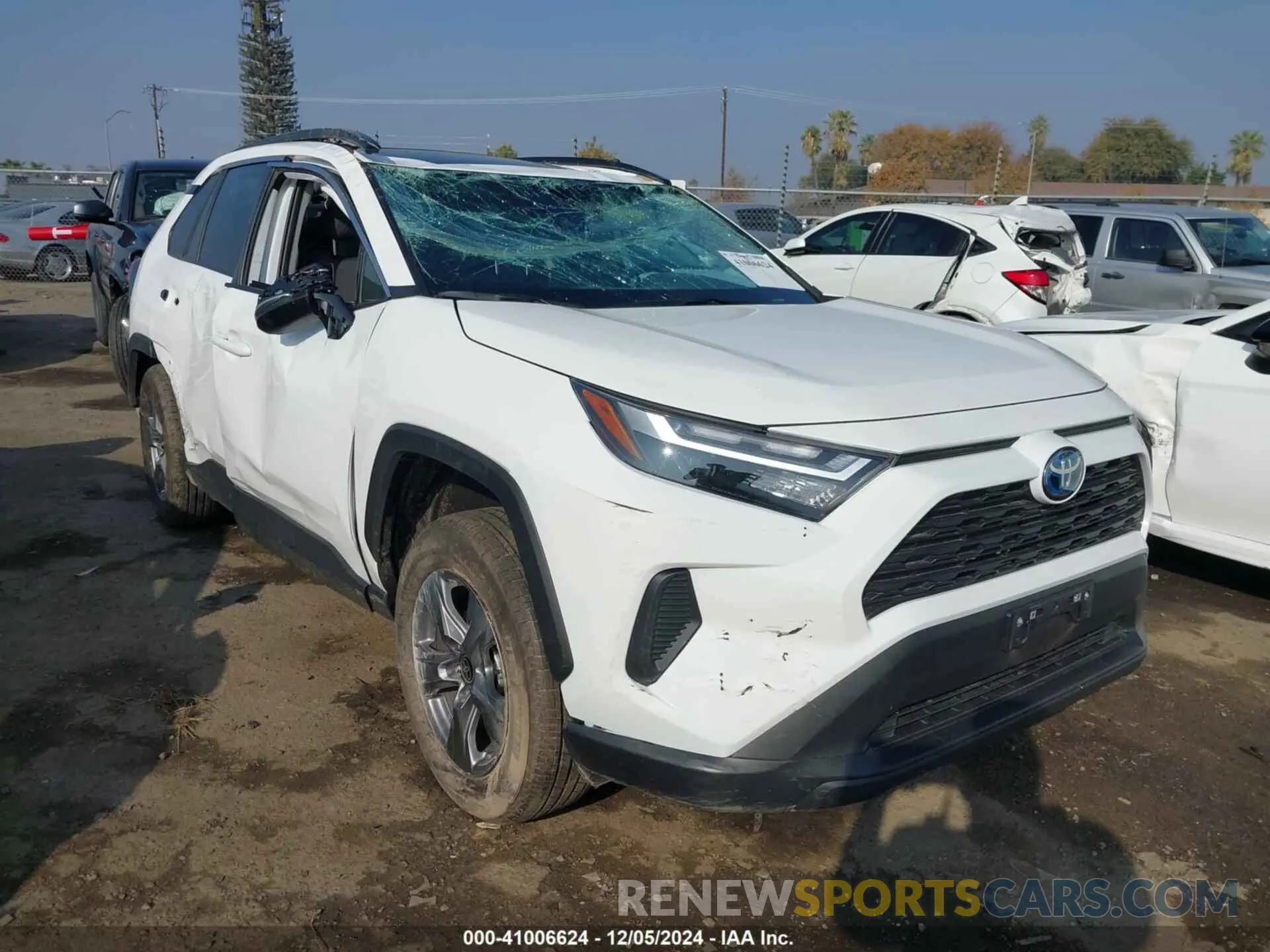 1 Photograph of a damaged car 2T3RWRFV0RW207235 TOYOTA RAV4 HYBRID 2024