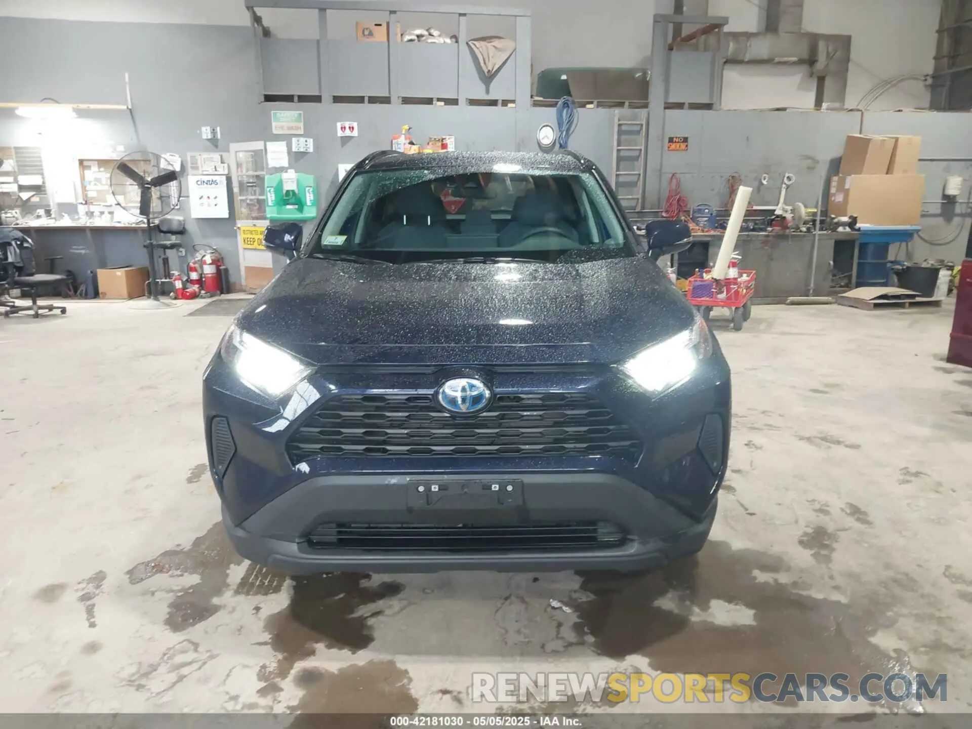 12 Photograph of a damaged car 2T3RWRFV1RW232855 TOYOTA RAV4 HYBRID 2024