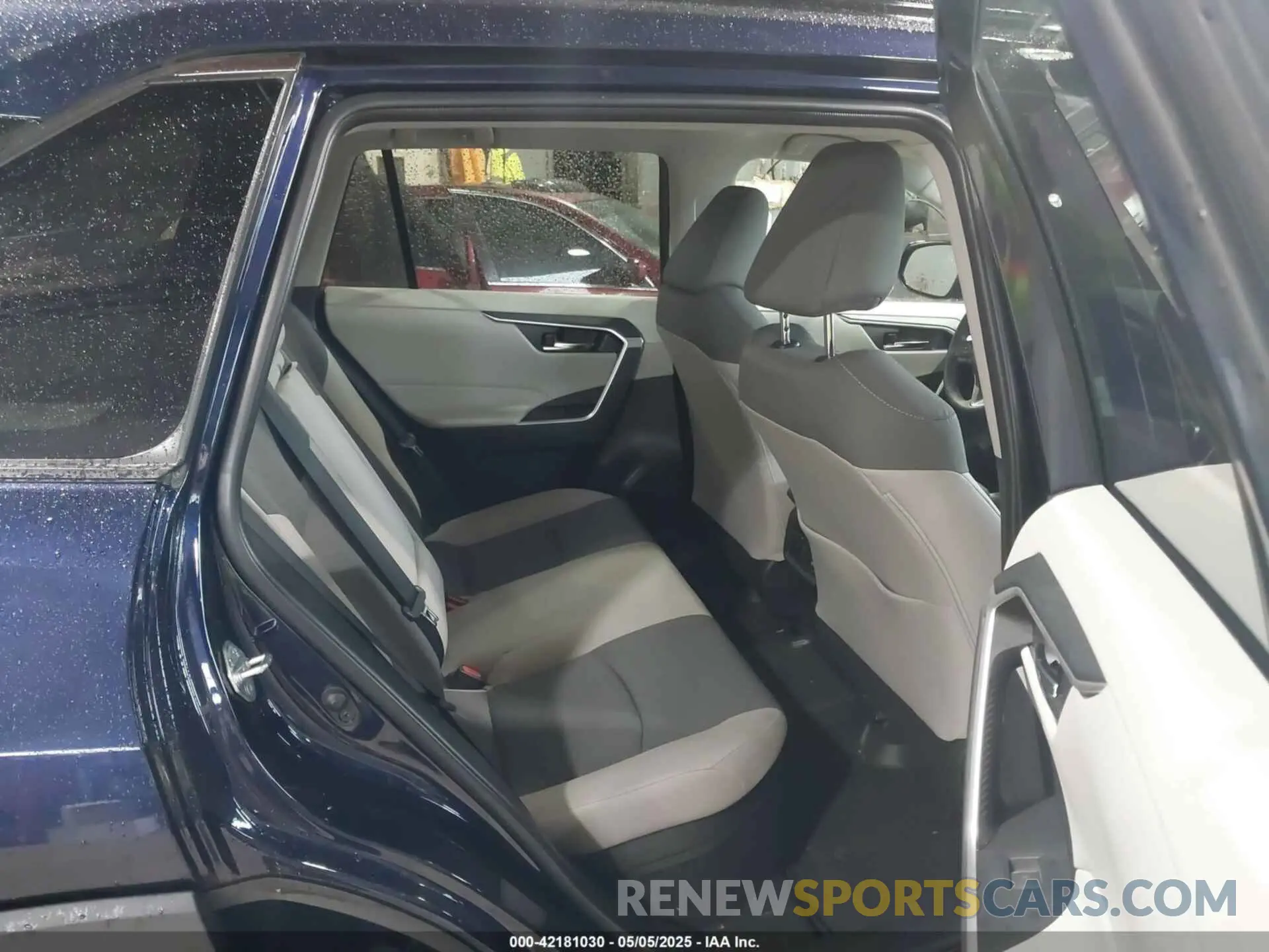 8 Photograph of a damaged car 2T3RWRFV1RW232855 TOYOTA RAV4 HYBRID 2024