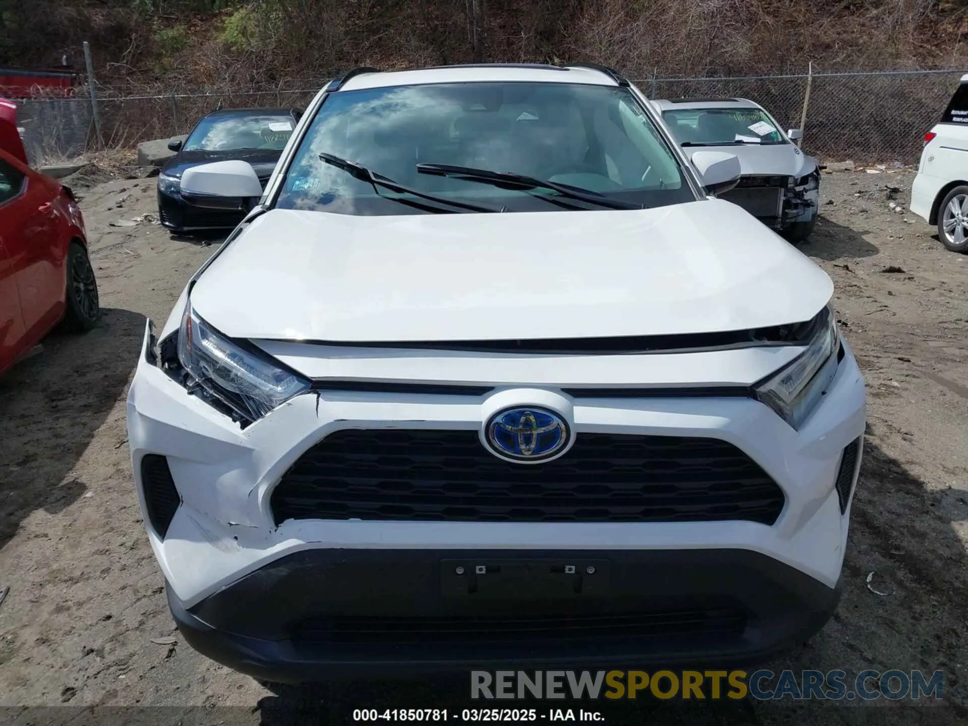 12 Photograph of a damaged car 2T3RWRFV3RW206306 TOYOTA RAV4 HYBRID 2024