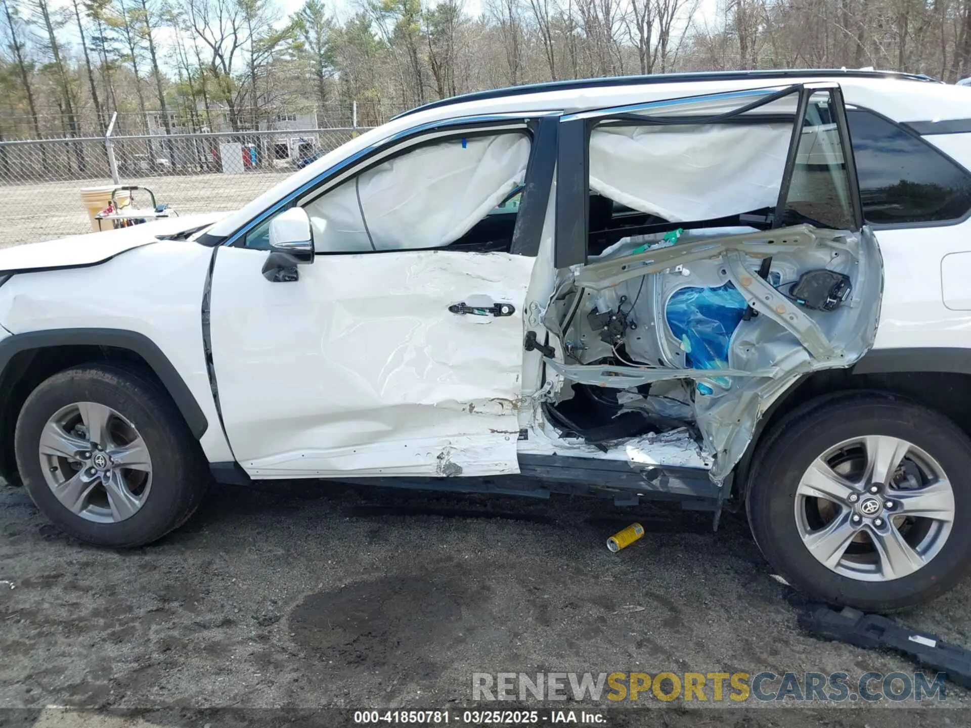 14 Photograph of a damaged car 2T3RWRFV3RW206306 TOYOTA RAV4 HYBRID 2024