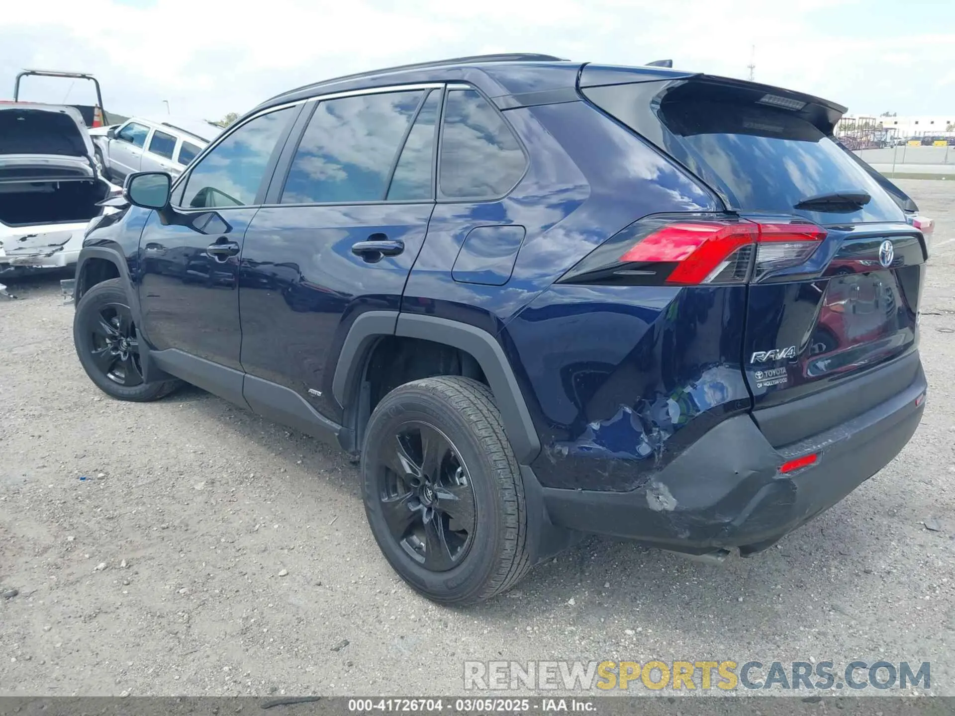 3 Photograph of a damaged car 2T3RWRFV3RW234431 TOYOTA RAV4 HYBRID 2024
