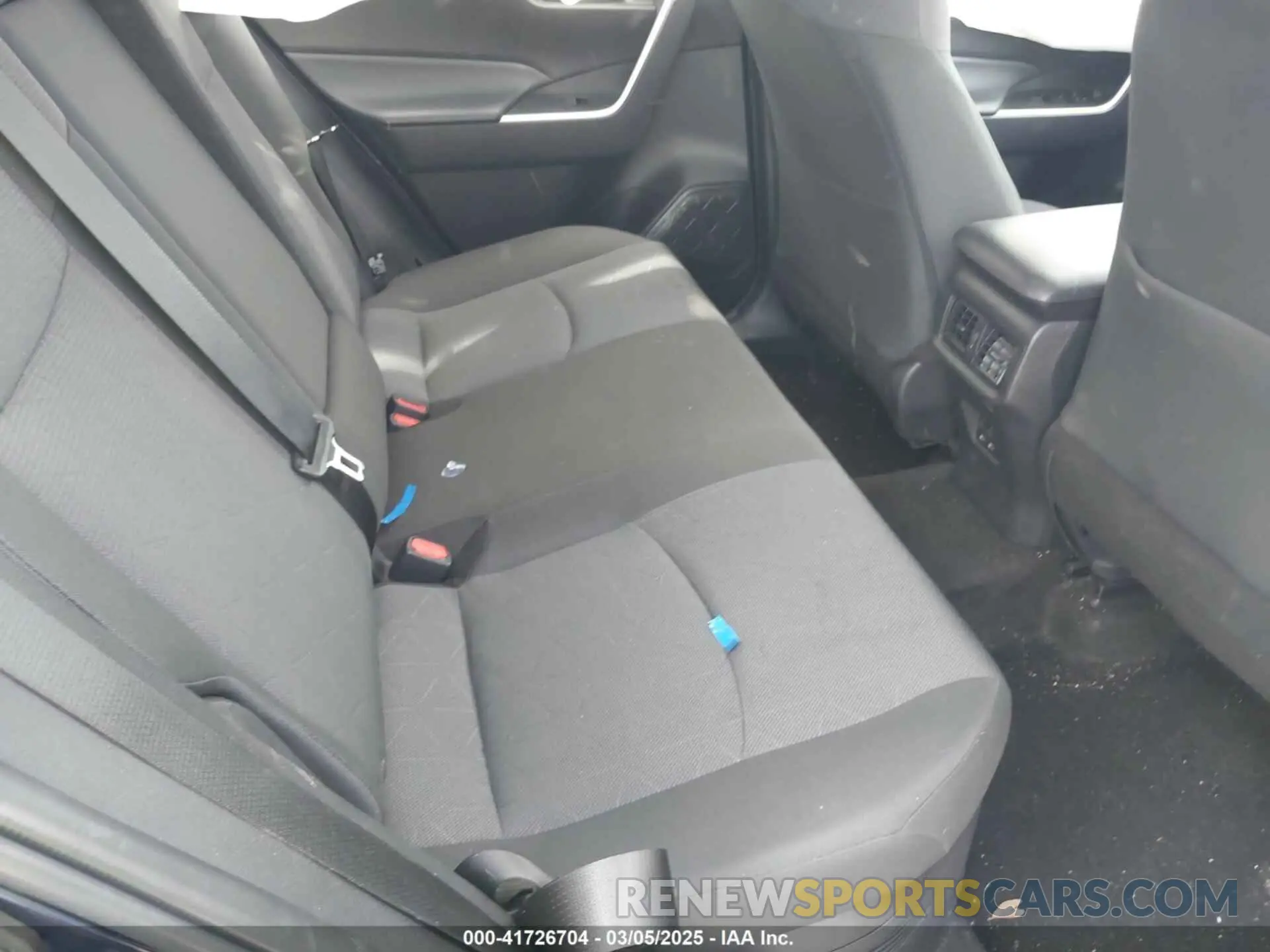 8 Photograph of a damaged car 2T3RWRFV3RW234431 TOYOTA RAV4 HYBRID 2024