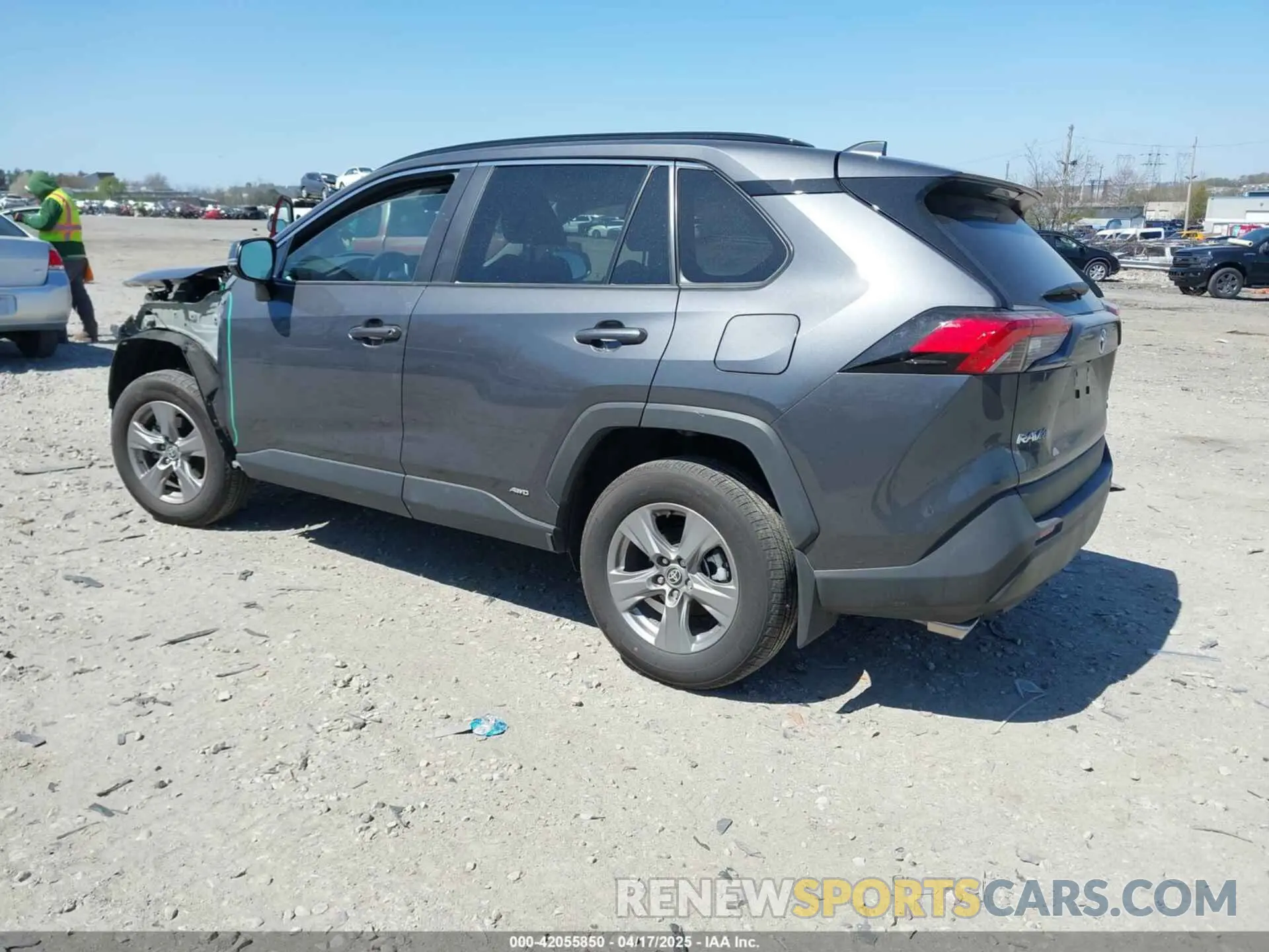 3 Photograph of a damaged car 2T3RWRFV3RW251858 TOYOTA RAV4 HYBRID 2024