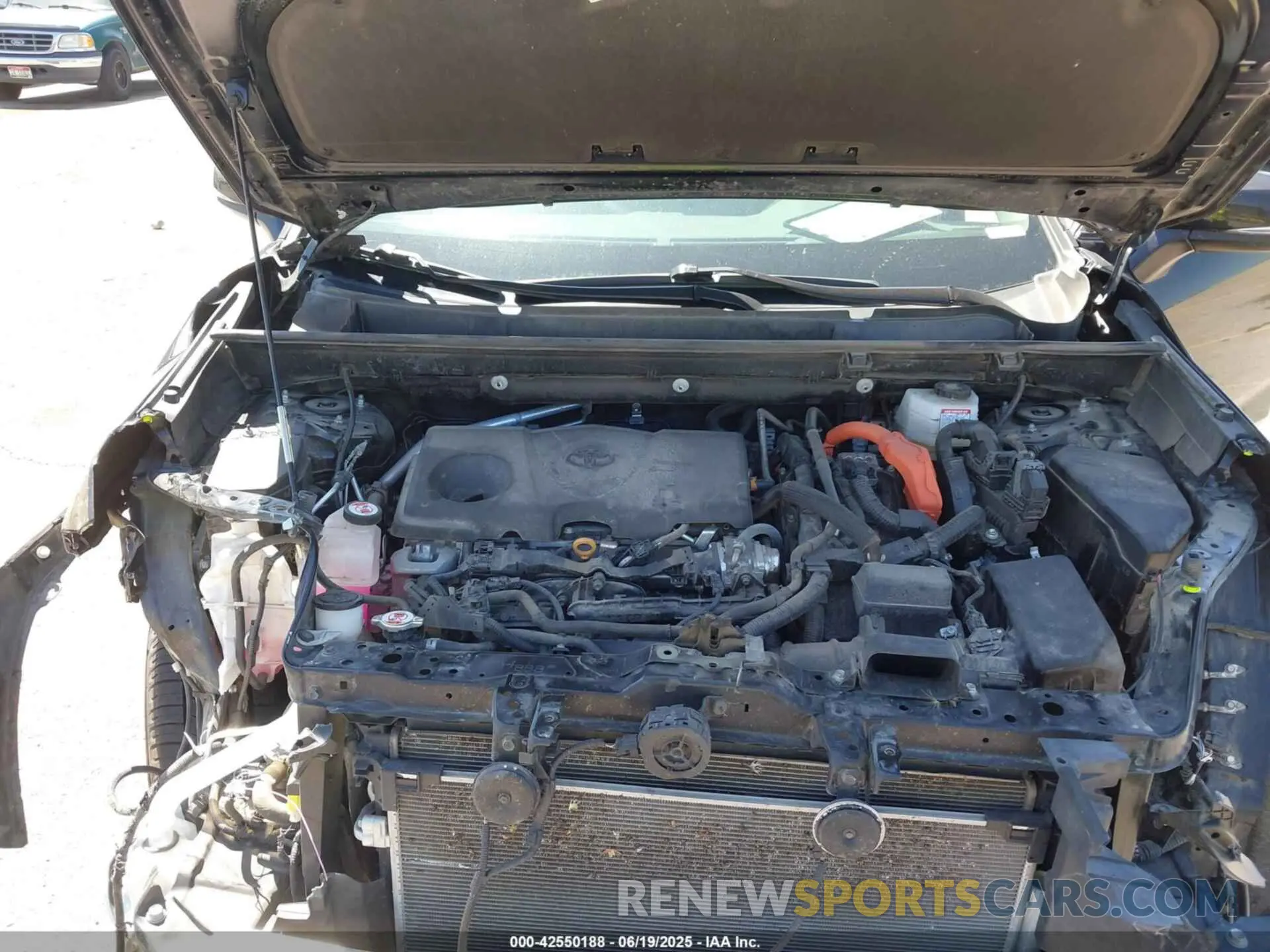 10 Photograph of a damaged car 2T3RWRFV4RW200935 TOYOTA RAV4 HYBRID 2024