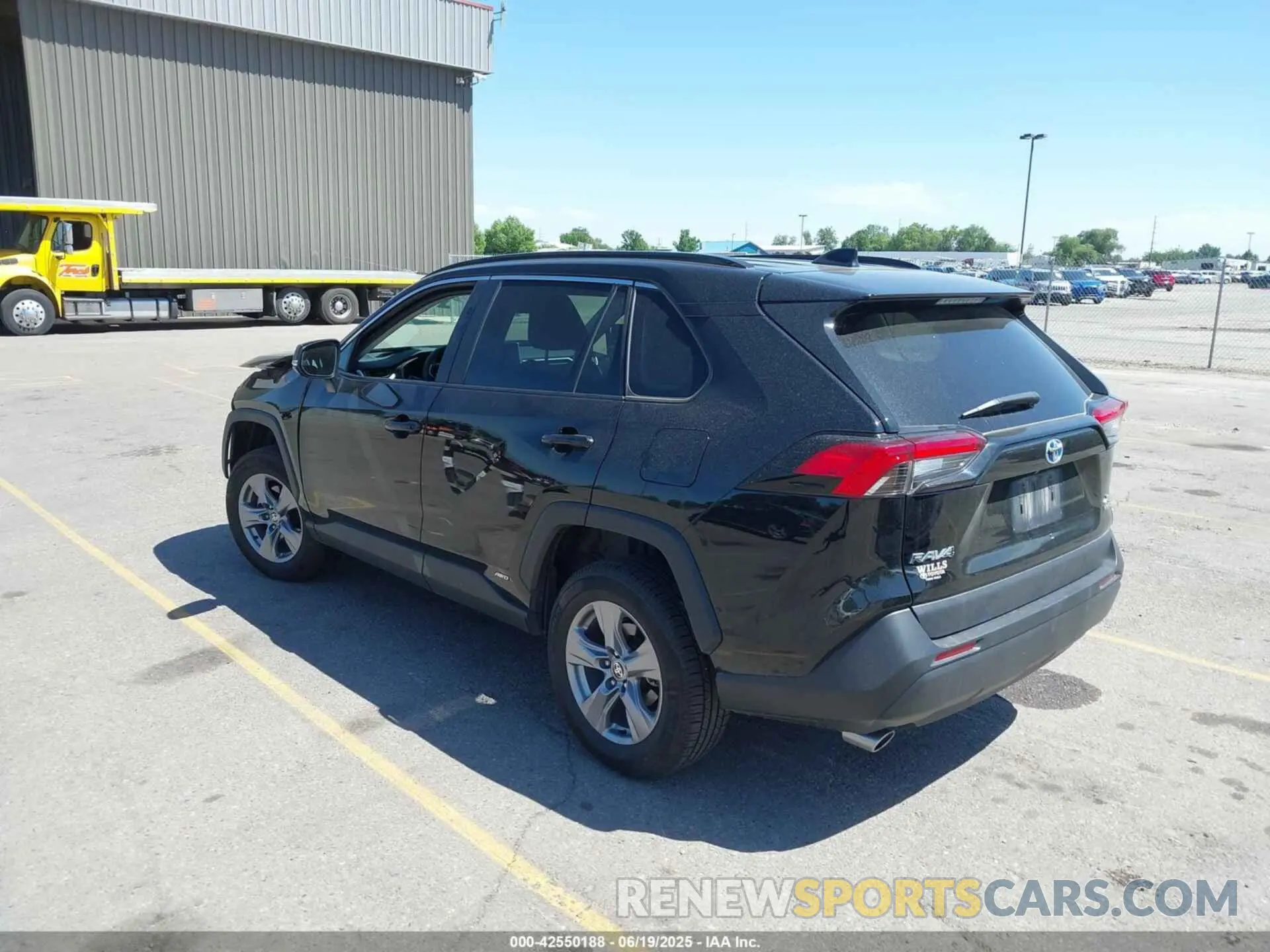 3 Photograph of a damaged car 2T3RWRFV4RW200935 TOYOTA RAV4 HYBRID 2024
