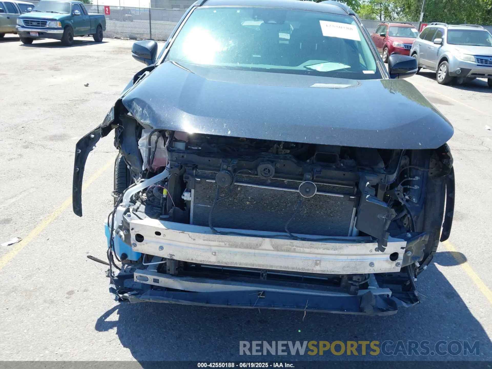6 Photograph of a damaged car 2T3RWRFV4RW200935 TOYOTA RAV4 HYBRID 2024