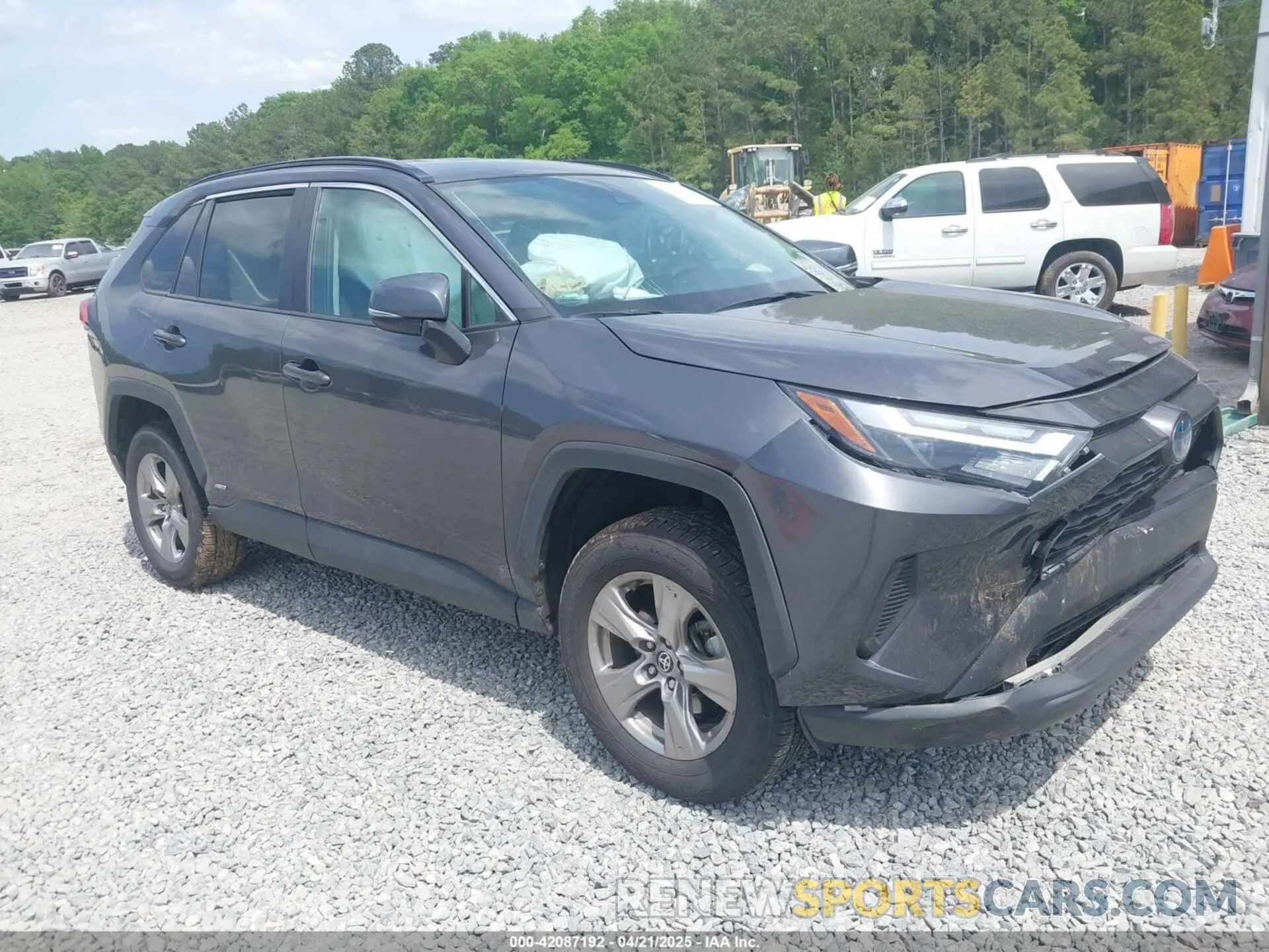 1 Photograph of a damaged car 2T3RWRFV5RW213418 TOYOTA RAV4 HYBRID 2024