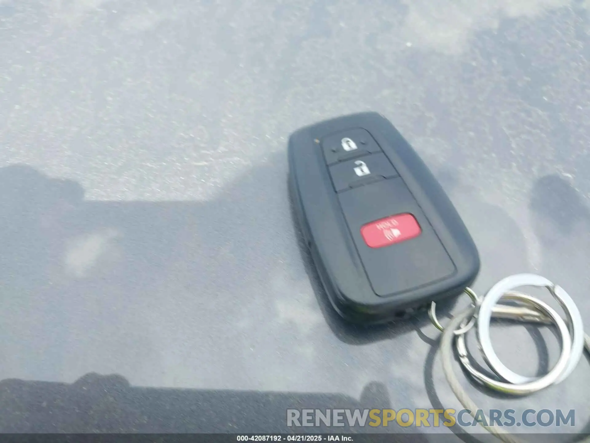 11 Photograph of a damaged car 2T3RWRFV5RW213418 TOYOTA RAV4 HYBRID 2024