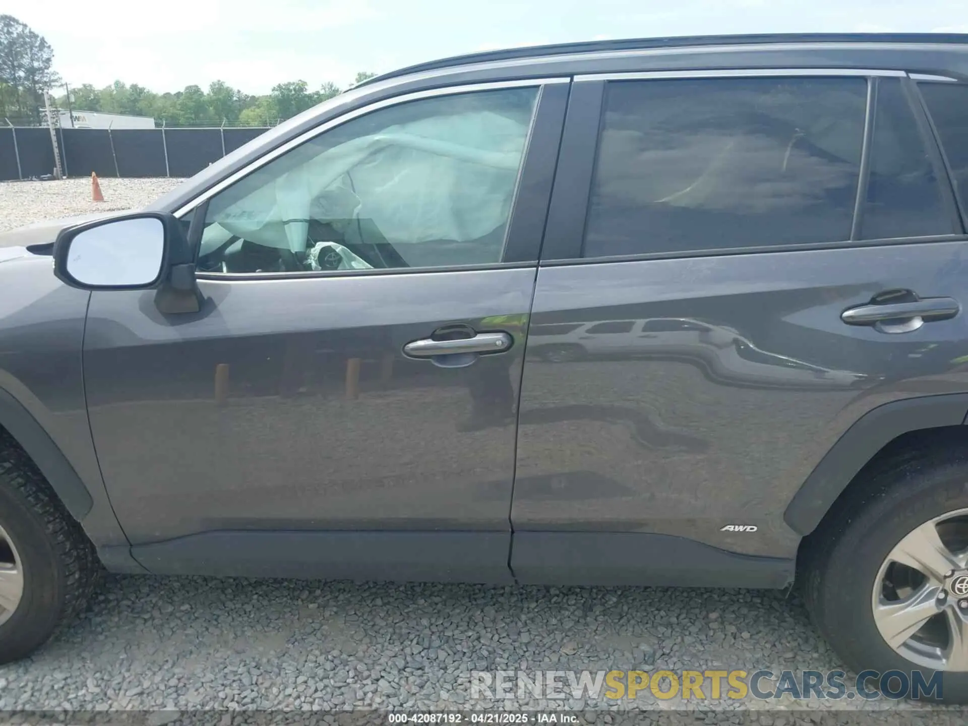 14 Photograph of a damaged car 2T3RWRFV5RW213418 TOYOTA RAV4 HYBRID 2024