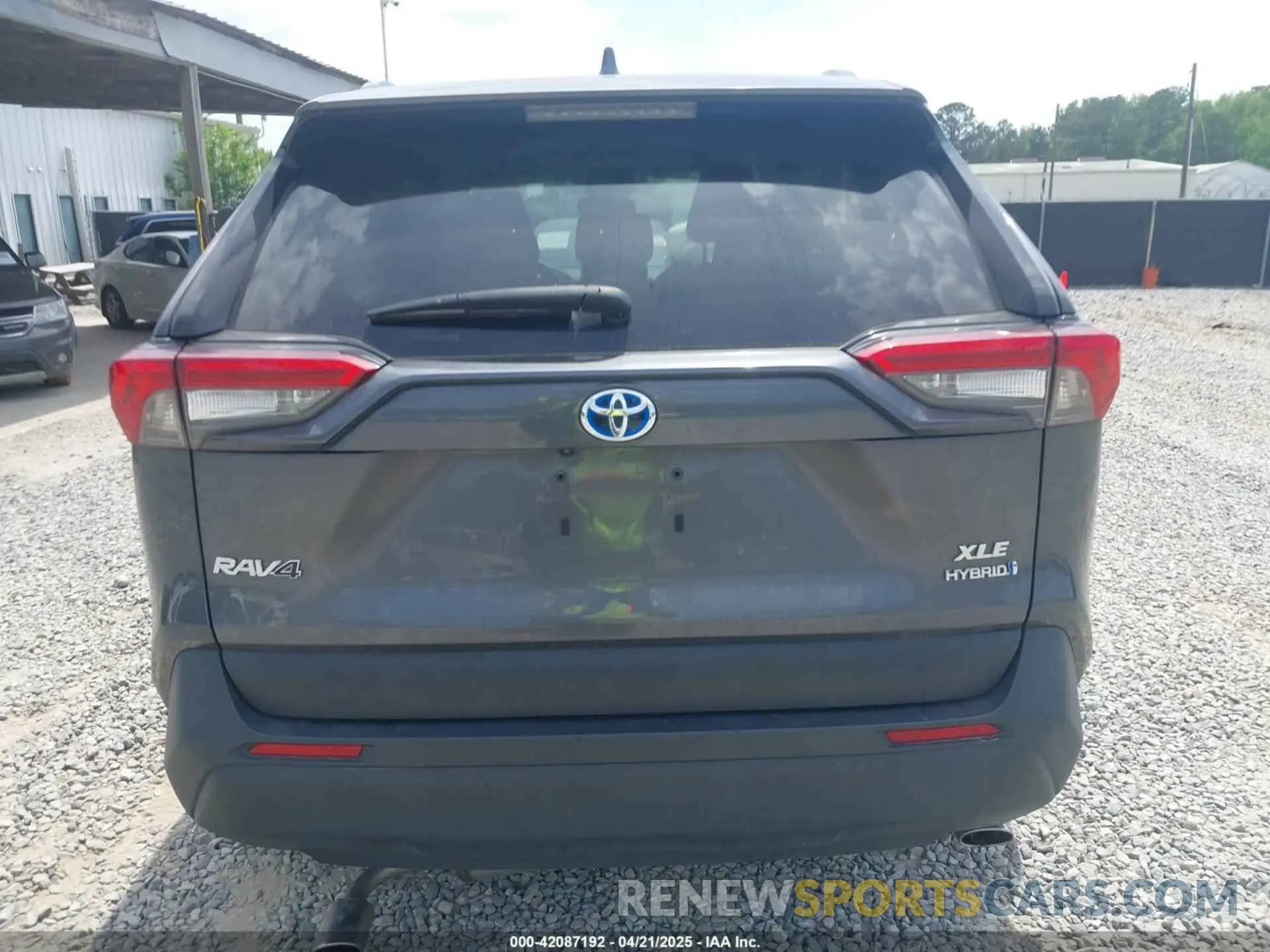 16 Photograph of a damaged car 2T3RWRFV5RW213418 TOYOTA RAV4 HYBRID 2024