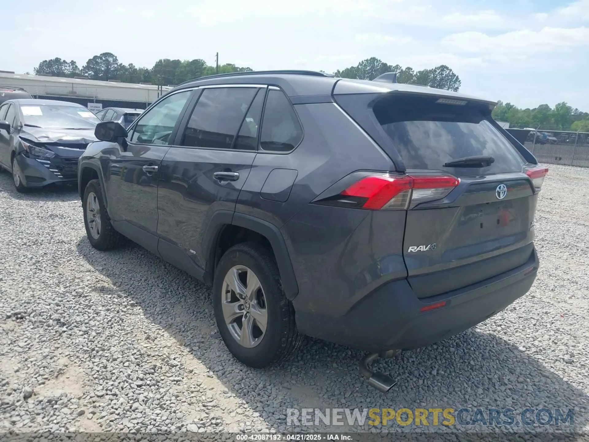3 Photograph of a damaged car 2T3RWRFV5RW213418 TOYOTA RAV4 HYBRID 2024