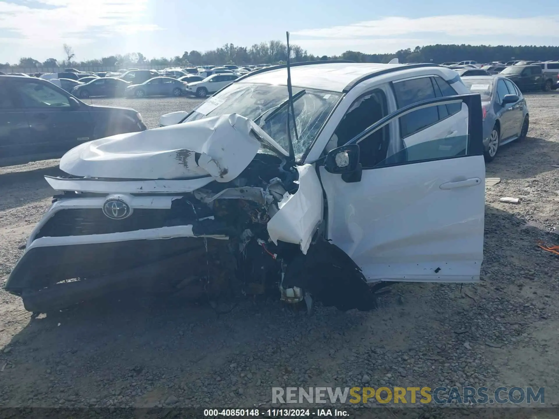 2 Photograph of a damaged car 2T3RWRFV6RW201374 TOYOTA RAV4 HYBRID 2024