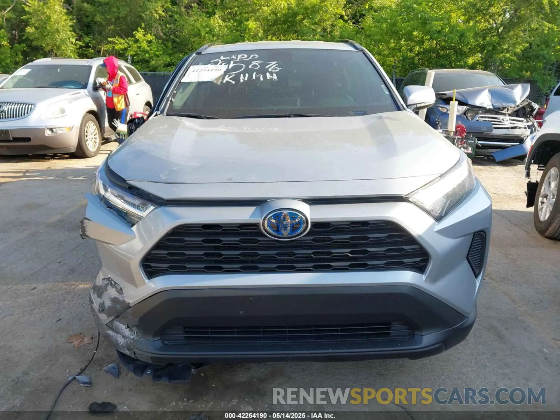 11 Photograph of a damaged car 2T3RWRFV6RW216019 TOYOTA RAV4 HYBRID 2024