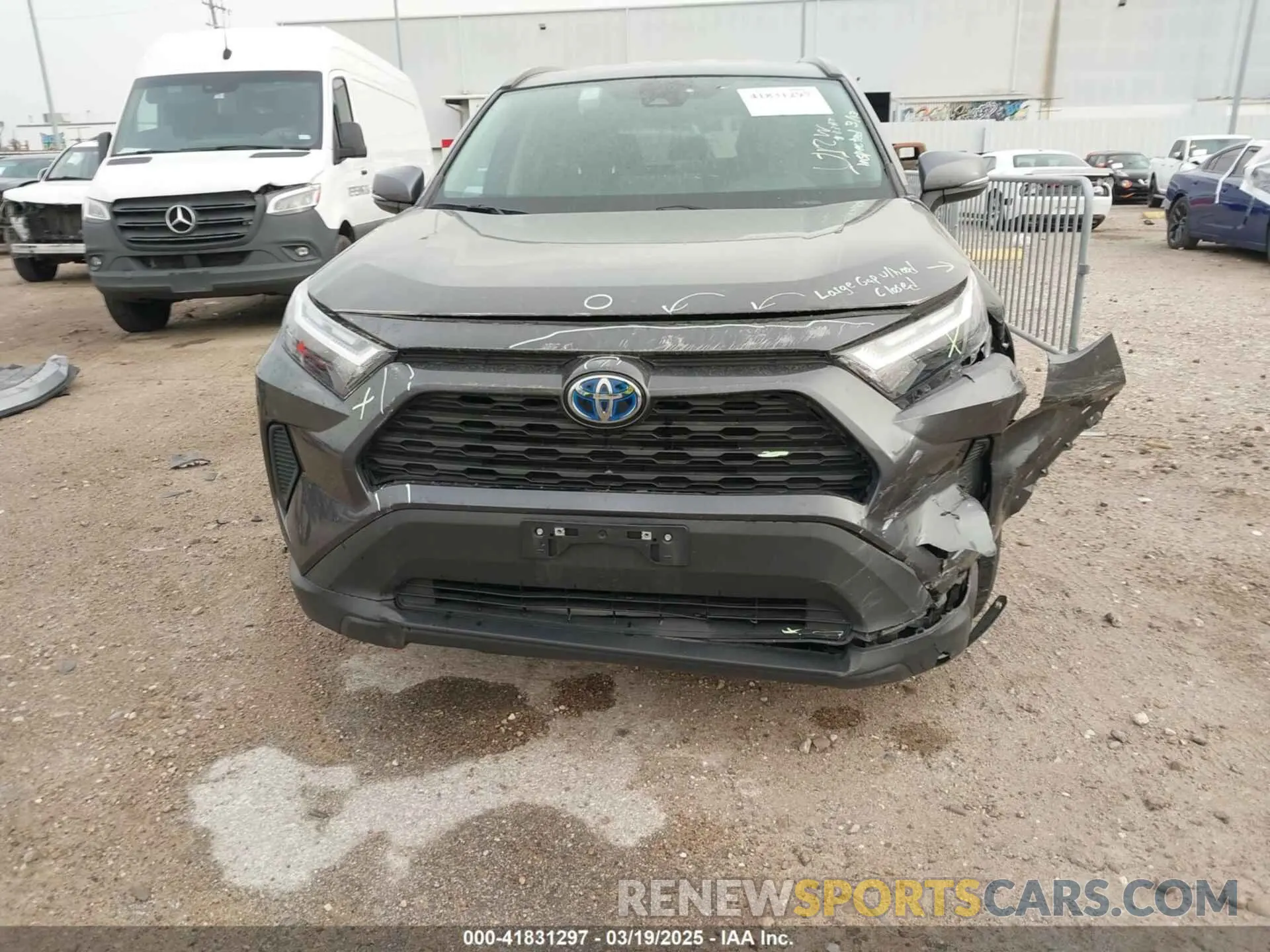 13 Photograph of a damaged car 2T3RWRFV9RW199667 TOYOTA RAV4 HYBRID 2024