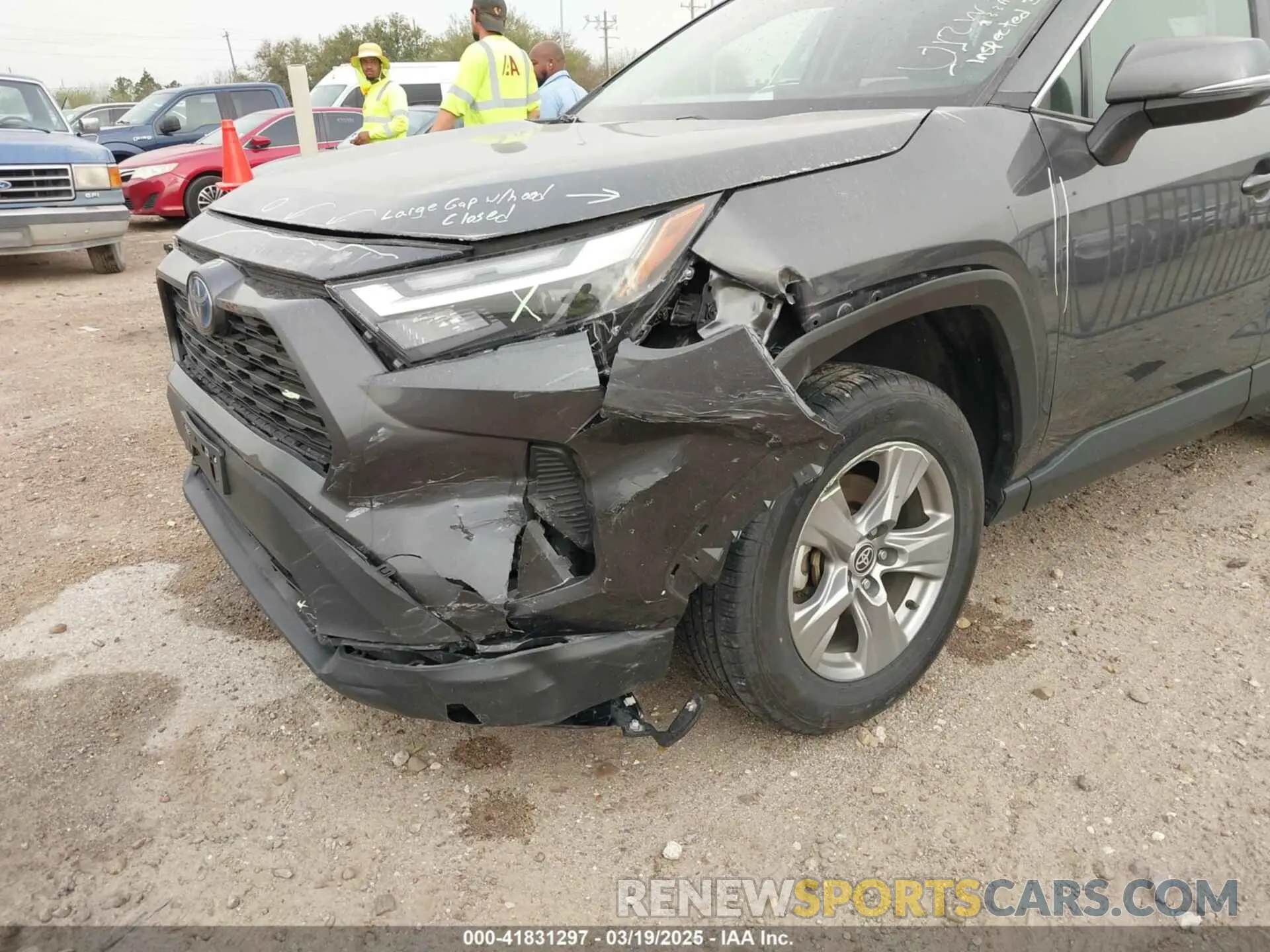 6 Photograph of a damaged car 2T3RWRFV9RW199667 TOYOTA RAV4 HYBRID 2024