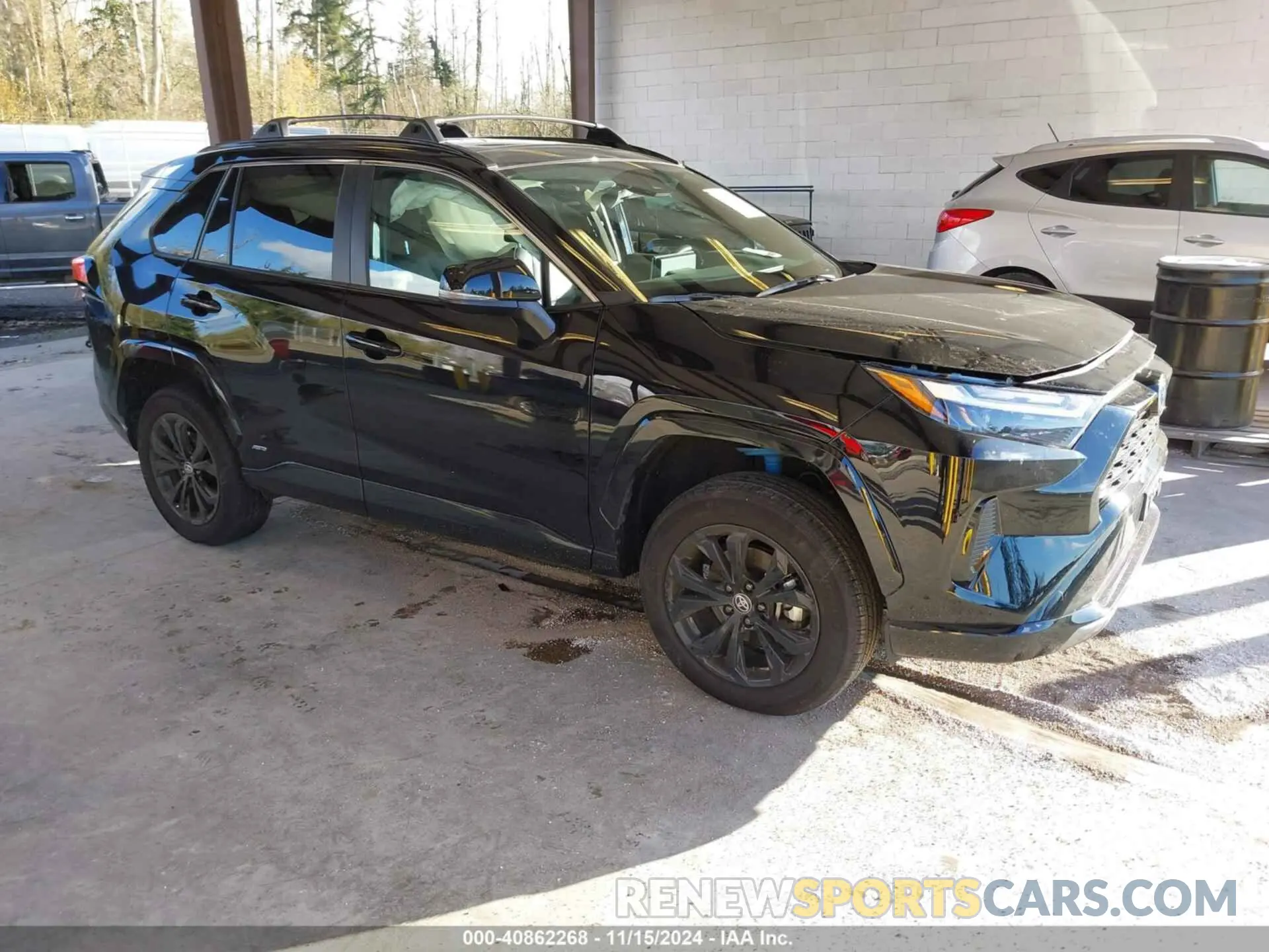 1 Photograph of a damaged car 2T3T6RFV3RW048815 TOYOTA RAV4 HYBRID 2024