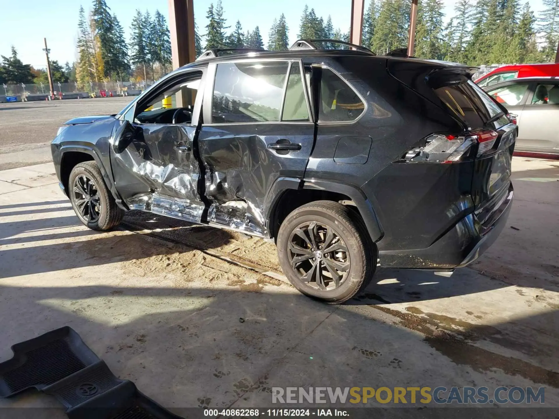 3 Photograph of a damaged car 2T3T6RFV3RW048815 TOYOTA RAV4 HYBRID 2024