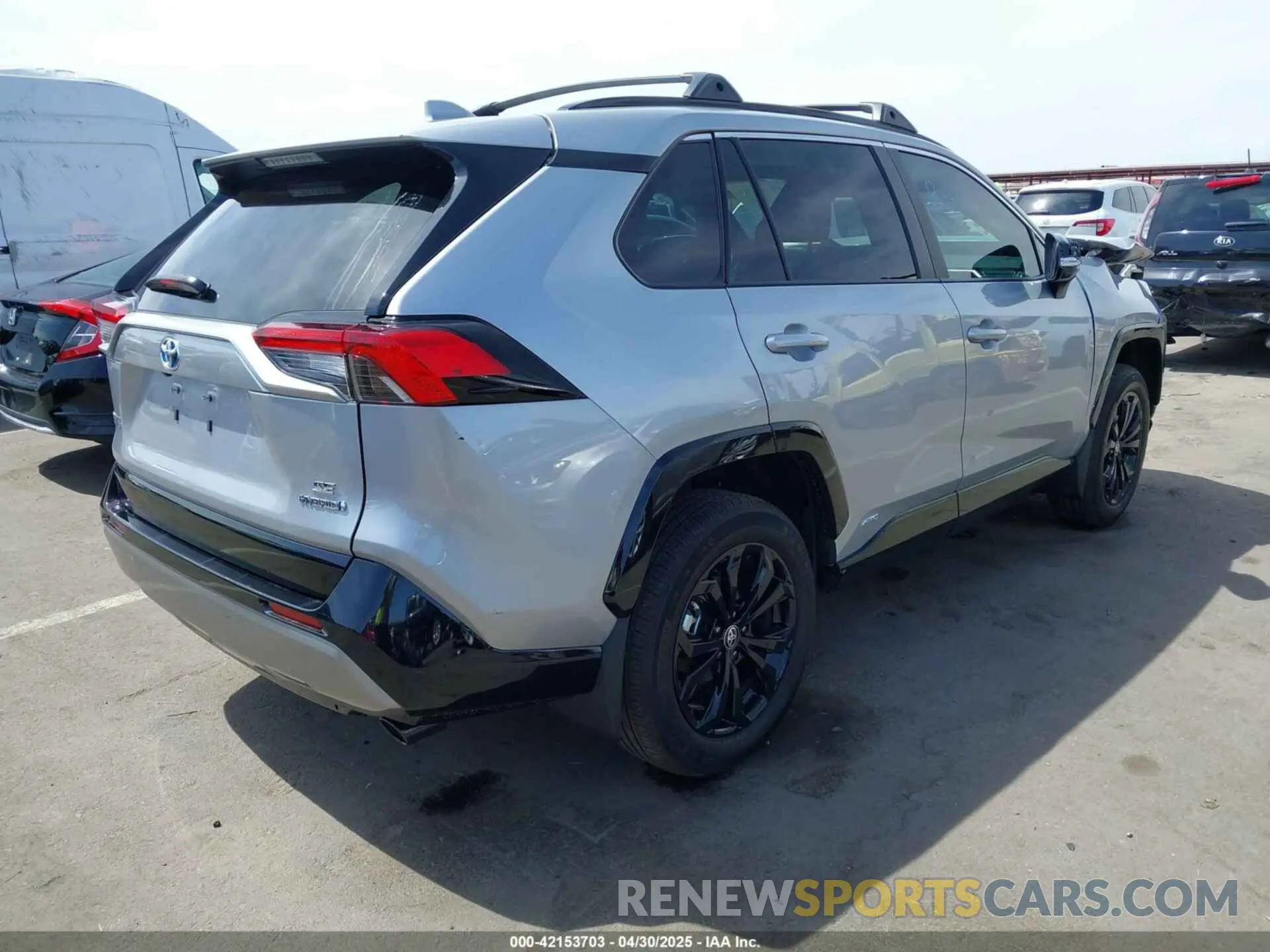 4 Photograph of a damaged car 2T3T6RFV9RW050861 TOYOTA RAV4 HYBRID 2024