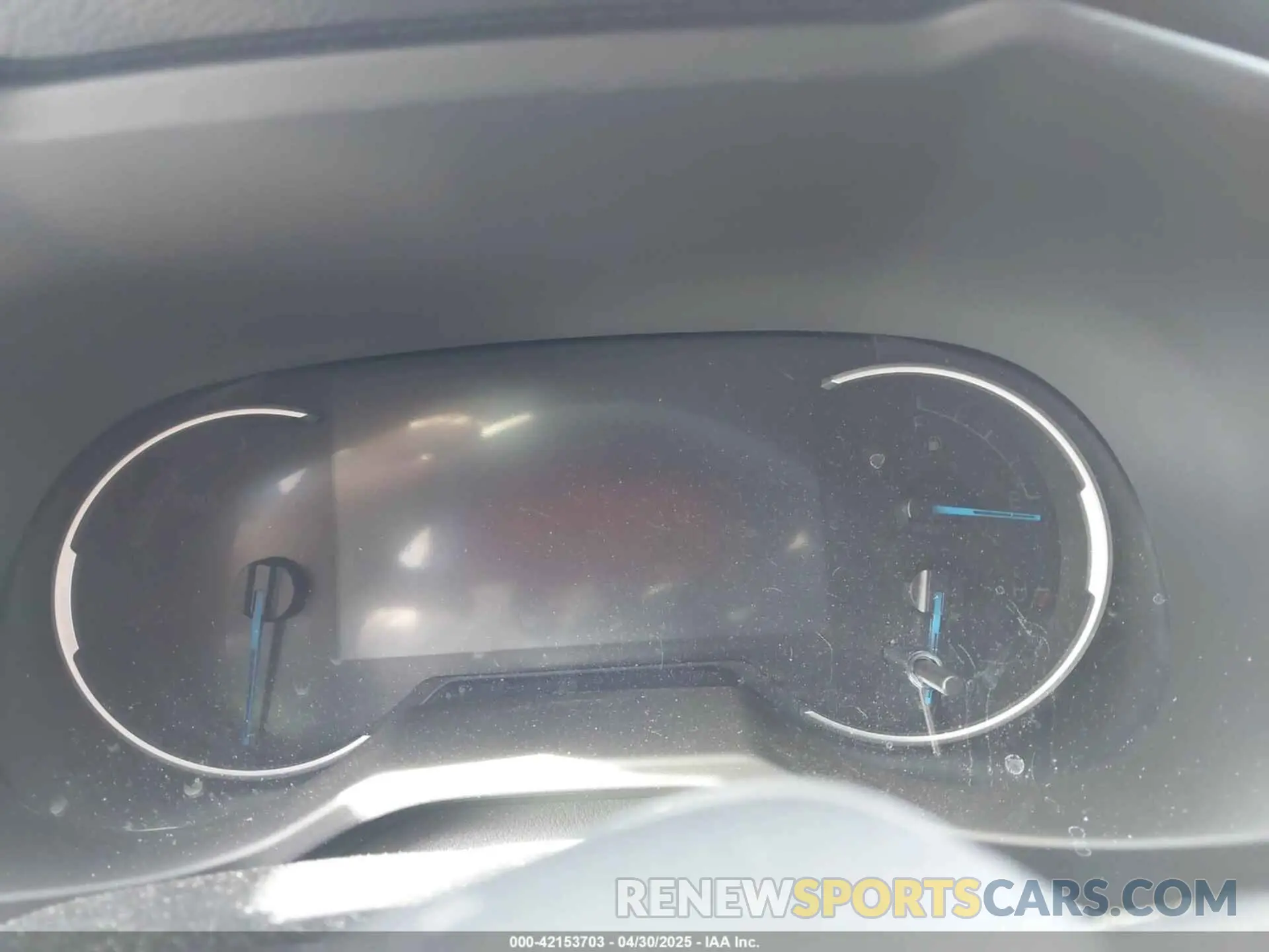 7 Photograph of a damaged car 2T3T6RFV9RW050861 TOYOTA RAV4 HYBRID 2024