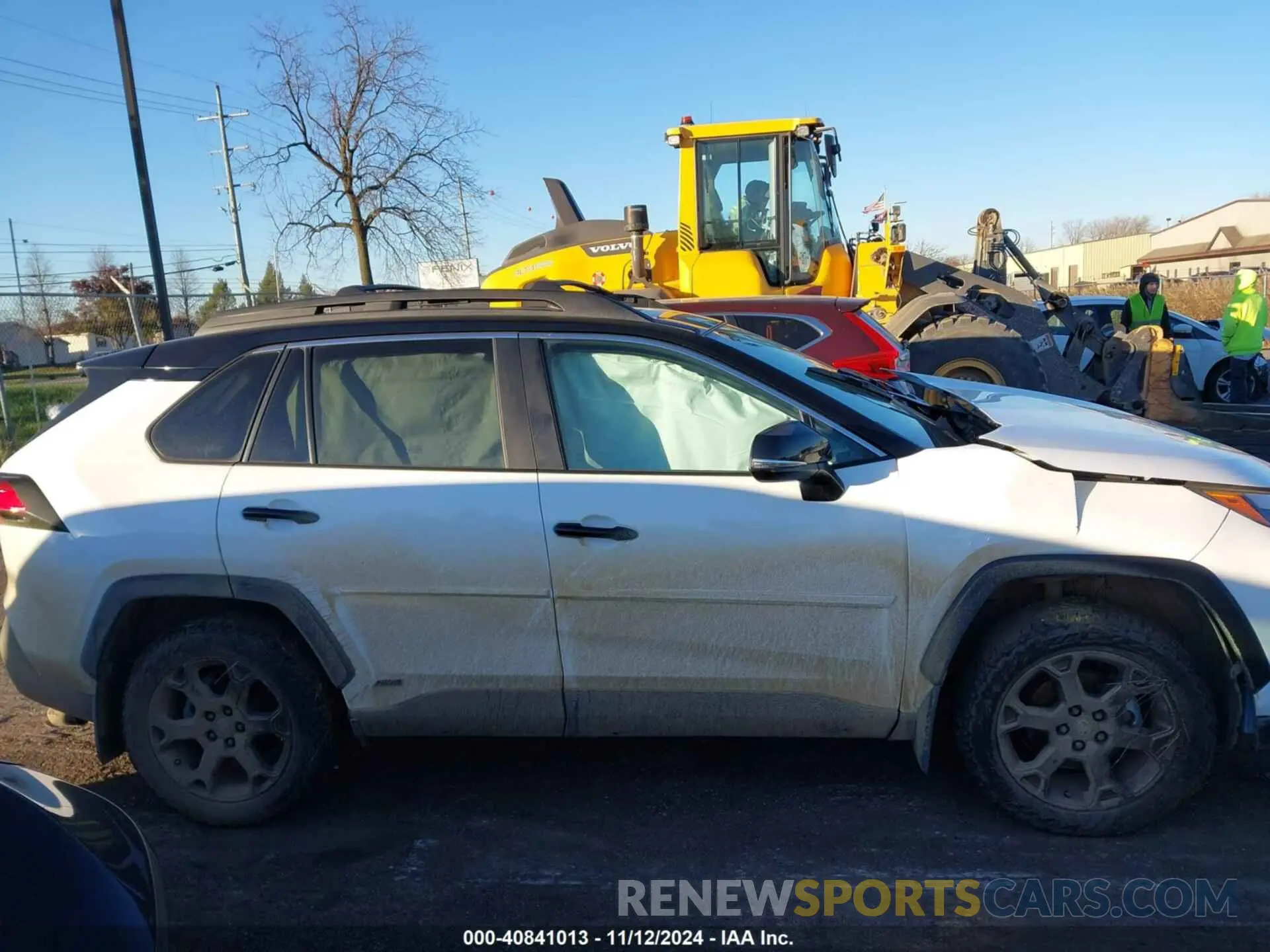 13 Photograph of a damaged car 2T3UWRFV0RW215801 TOYOTA RAV4 HYBRID 2024