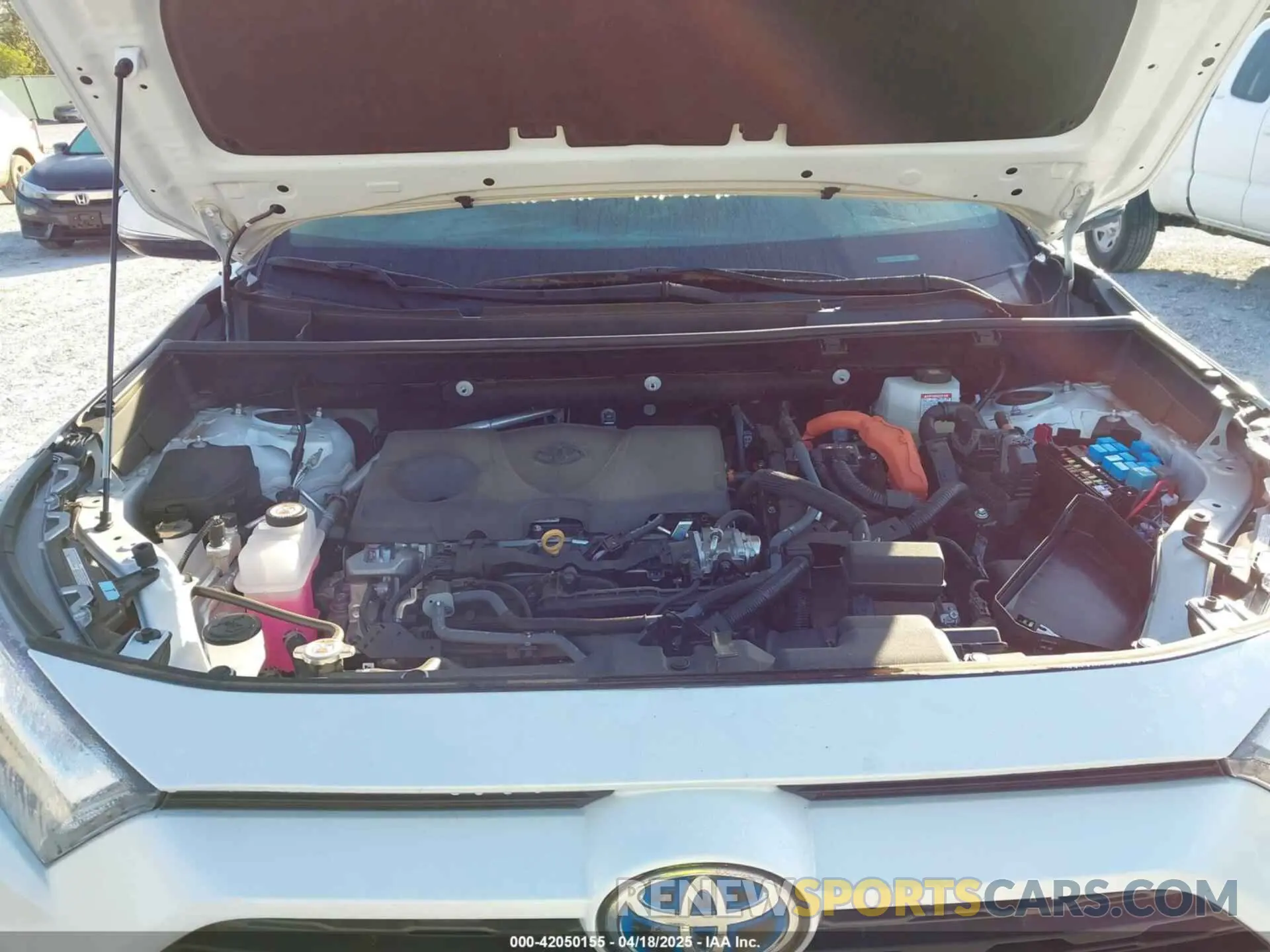10 Photograph of a damaged car 4T3B6RFV0RU151797 TOYOTA RAV4 HYBRID 2024