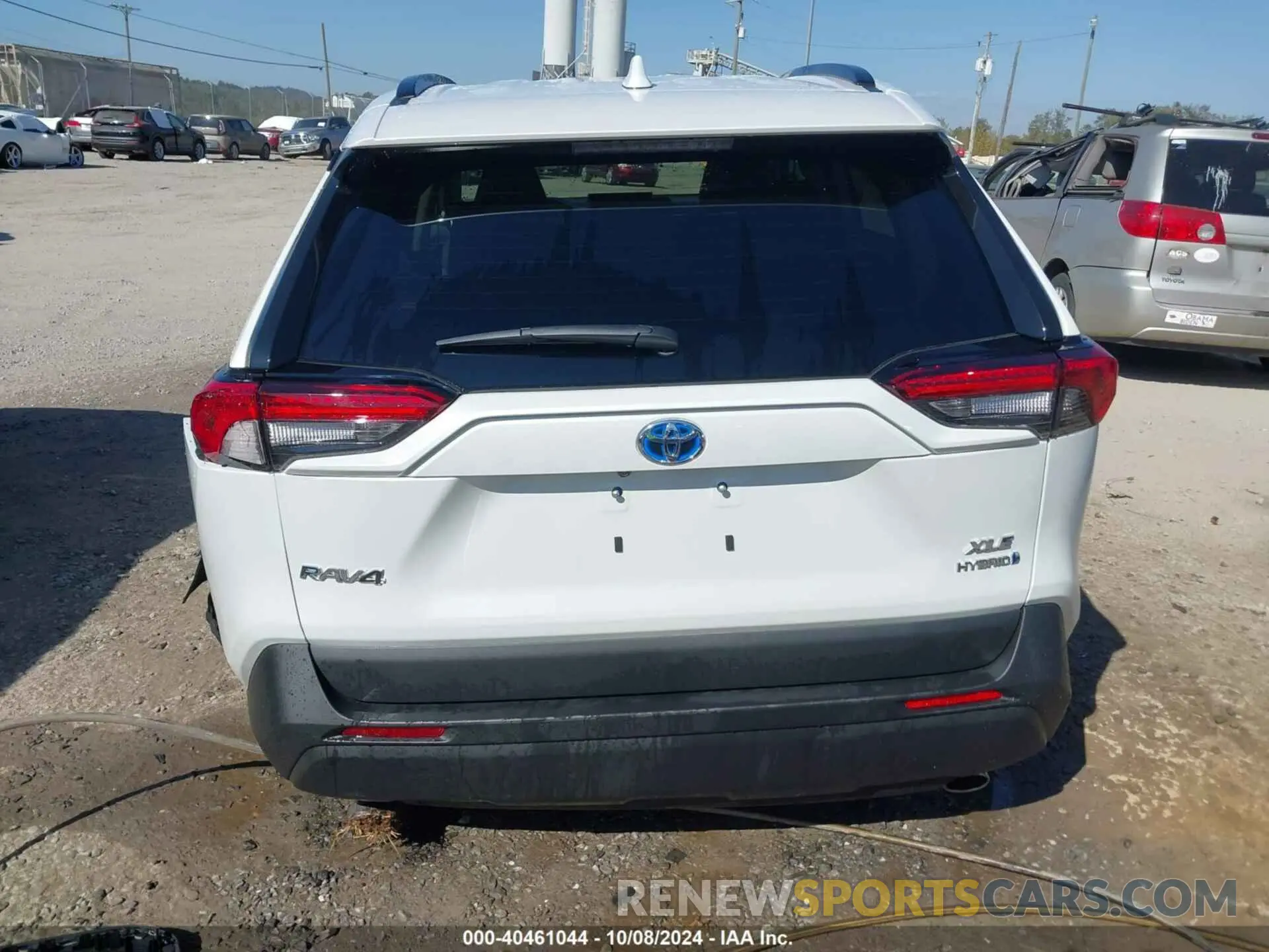17 Photograph of a damaged car 4T3B6RFV0RU160130 TOYOTA RAV4 HYBRID 2024