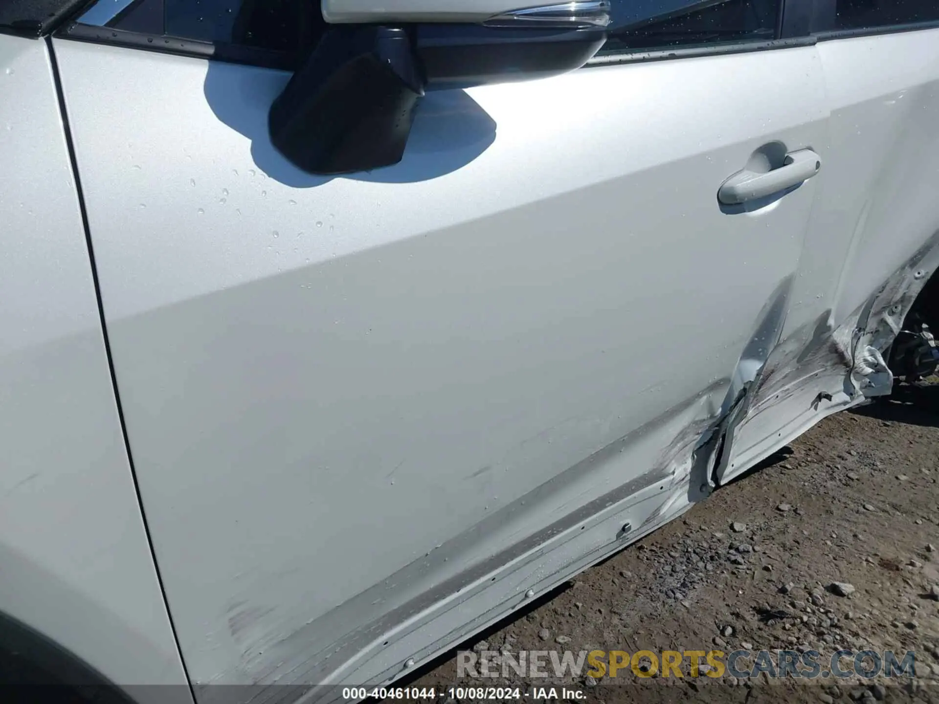18 Photograph of a damaged car 4T3B6RFV0RU160130 TOYOTA RAV4 HYBRID 2024