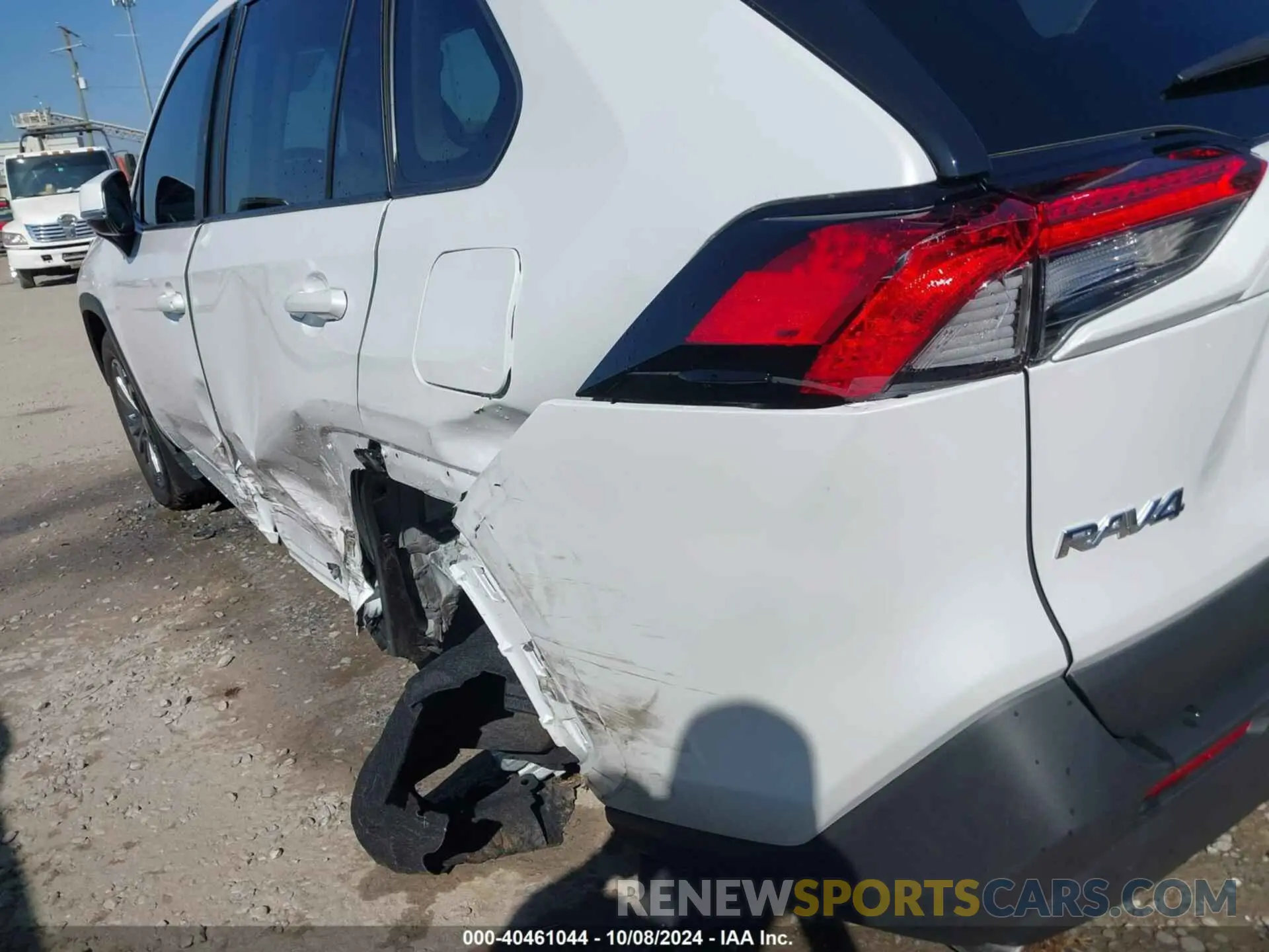19 Photograph of a damaged car 4T3B6RFV0RU160130 TOYOTA RAV4 HYBRID 2024