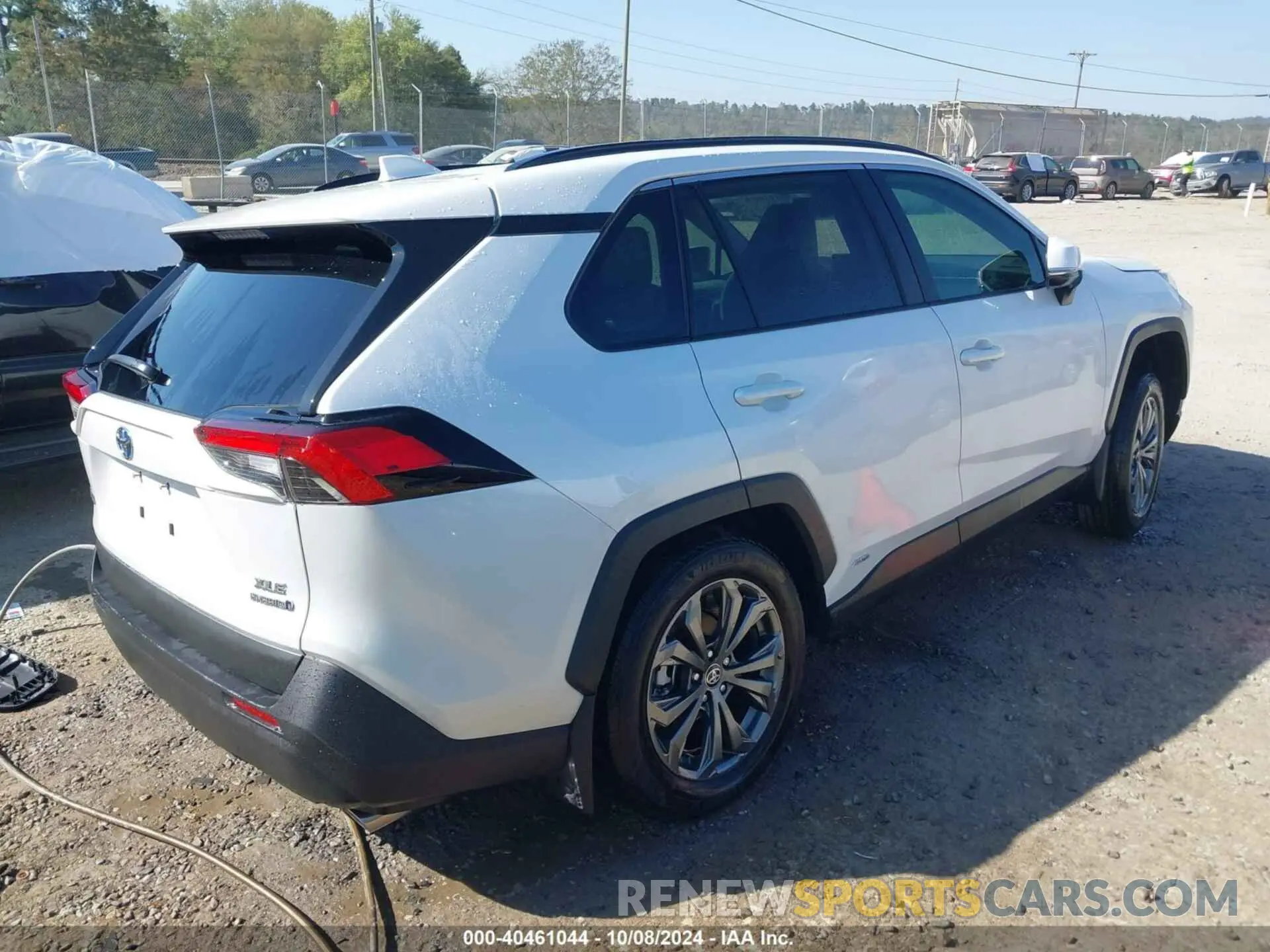 4 Photograph of a damaged car 4T3B6RFV0RU160130 TOYOTA RAV4 HYBRID 2024
