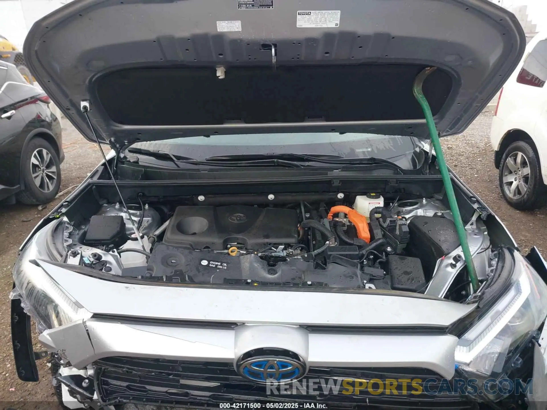 10 Photograph of a damaged car 4T3B6RFV2RU151316 TOYOTA RAV4 HYBRID 2024