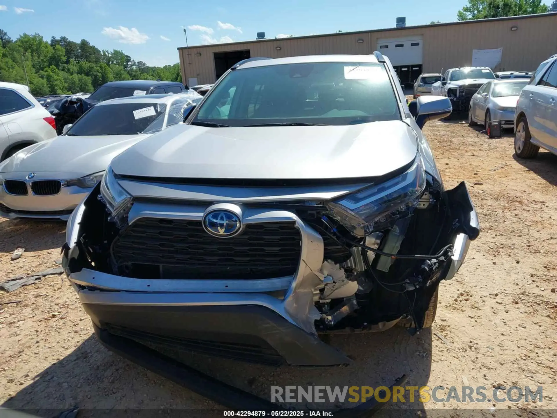 12 Photograph of a damaged car 4T3B6RFV7RU165521 TOYOTA RAV4 HYBRID 2024