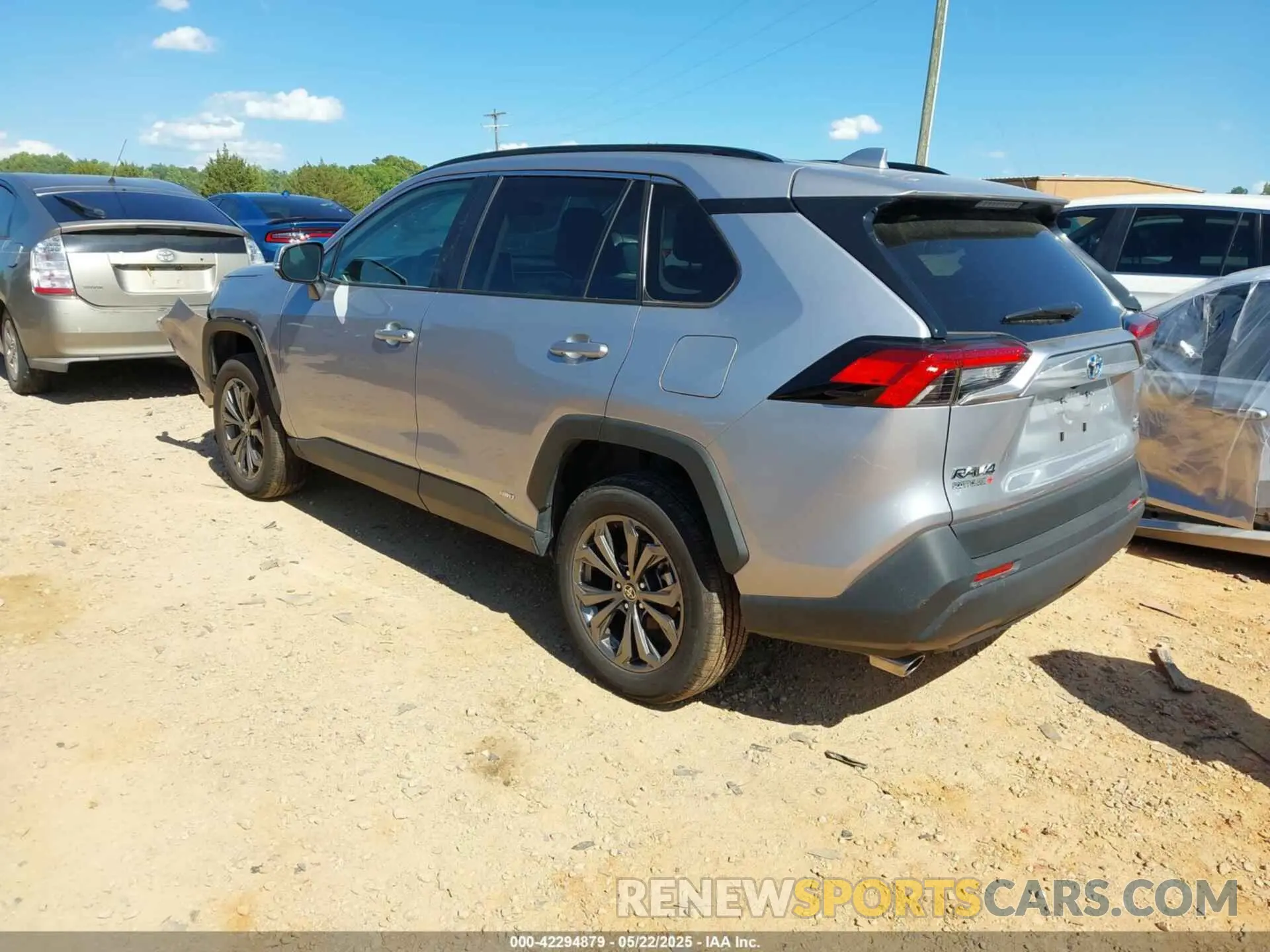 3 Photograph of a damaged car 4T3B6RFV7RU165521 TOYOTA RAV4 HYBRID 2024