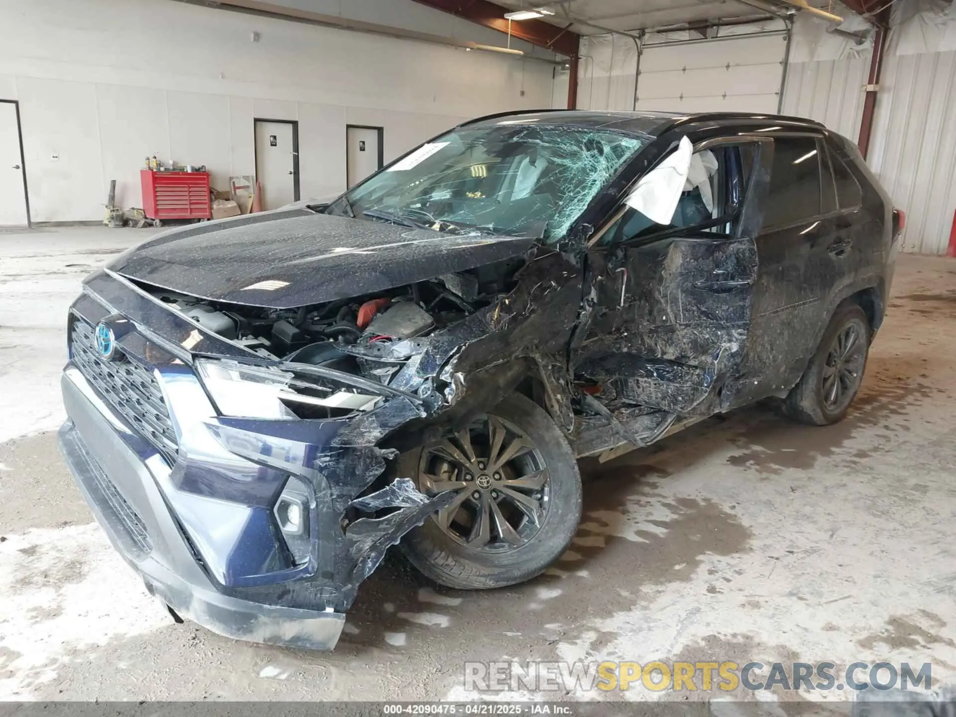 2 Photograph of a damaged car 4T3B6RFV8RU142717 TOYOTA RAV4 HYBRID 2024