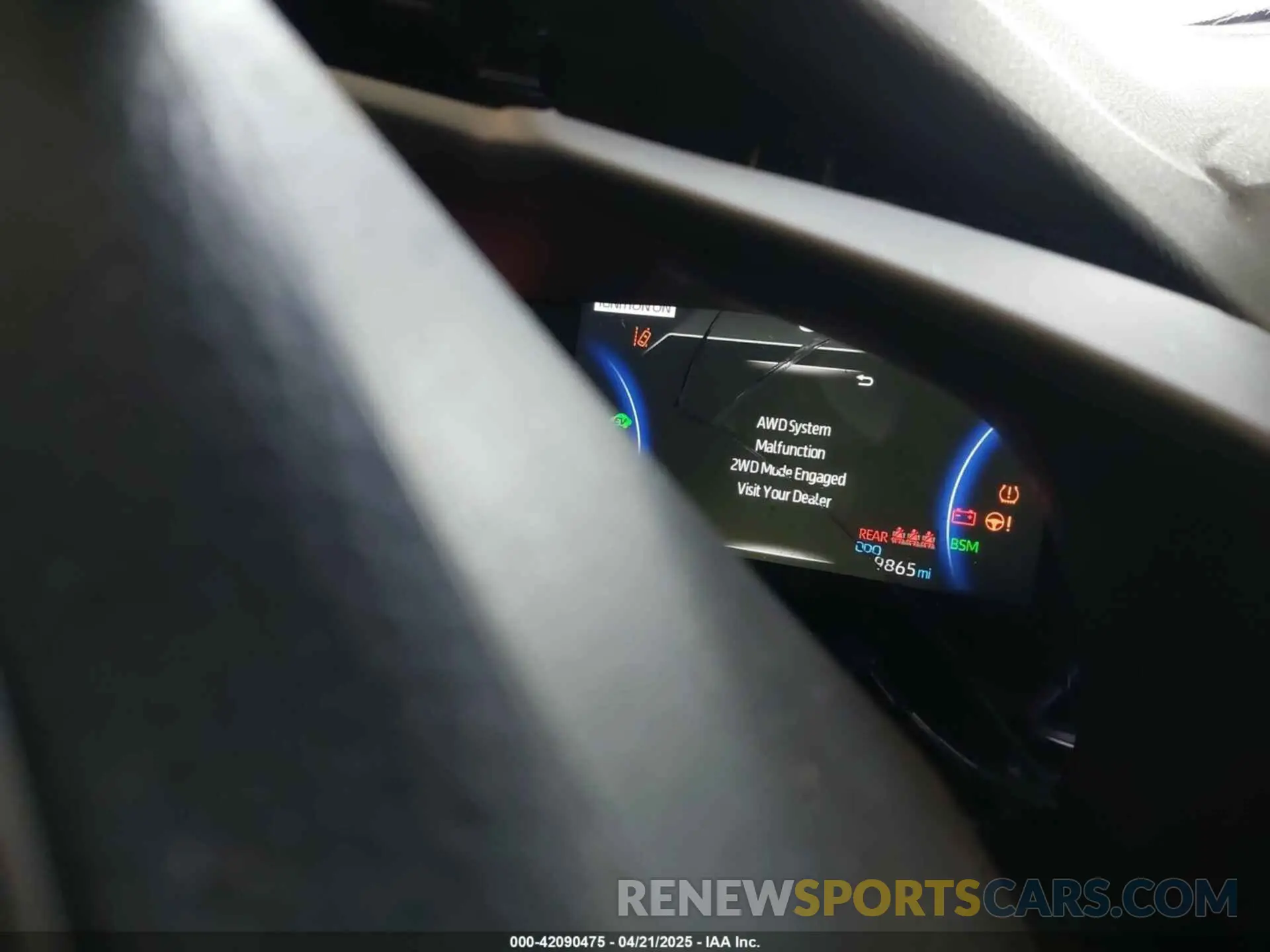 7 Photograph of a damaged car 4T3B6RFV8RU142717 TOYOTA RAV4 HYBRID 2024