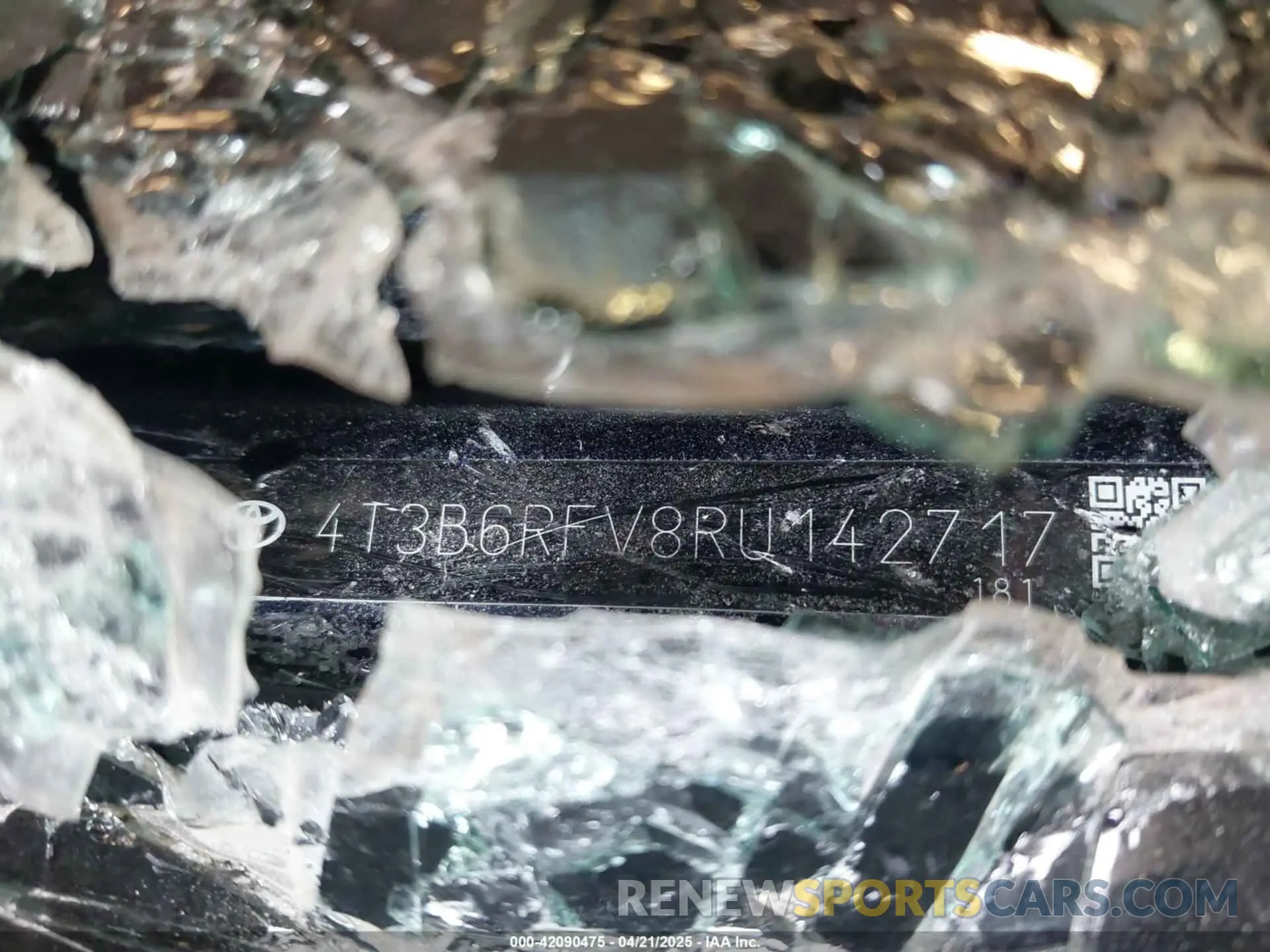 9 Photograph of a damaged car 4T3B6RFV8RU142717 TOYOTA RAV4 HYBRID 2024