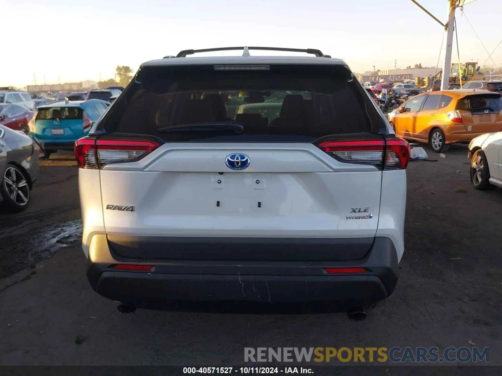 16 Photograph of a damaged car 4T3B6RFV9RU156352 TOYOTA RAV4 HYBRID 2024