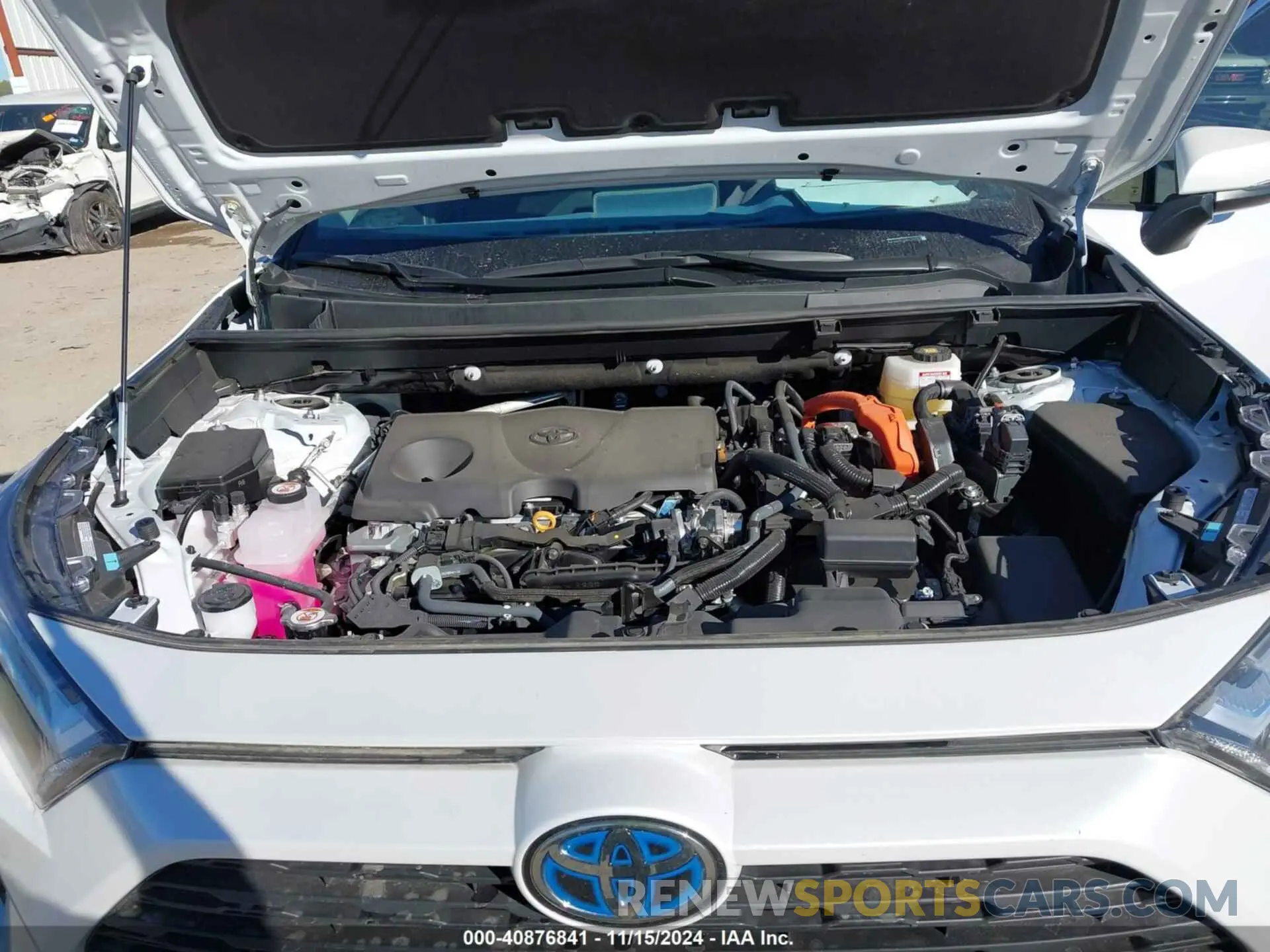 10 Photograph of a damaged car 4T3B6RFV9RU162684 TOYOTA RAV4 HYBRID 2024