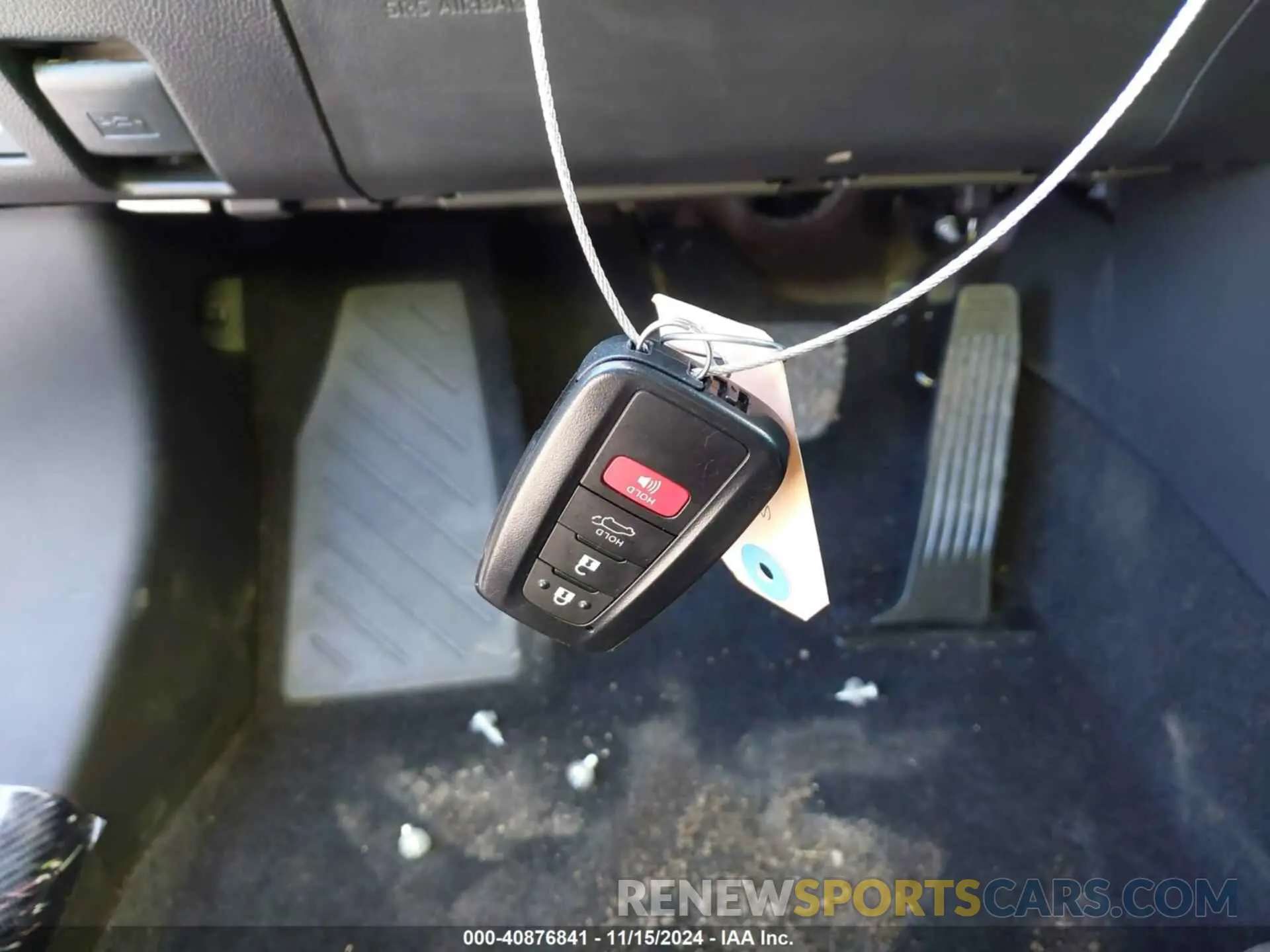 11 Photograph of a damaged car 4T3B6RFV9RU162684 TOYOTA RAV4 HYBRID 2024