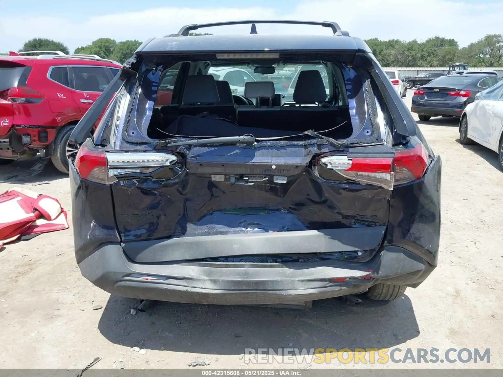 16 Photograph of a damaged car 4T3B6RFV9RU169117 TOYOTA RAV4 HYBRID 2024