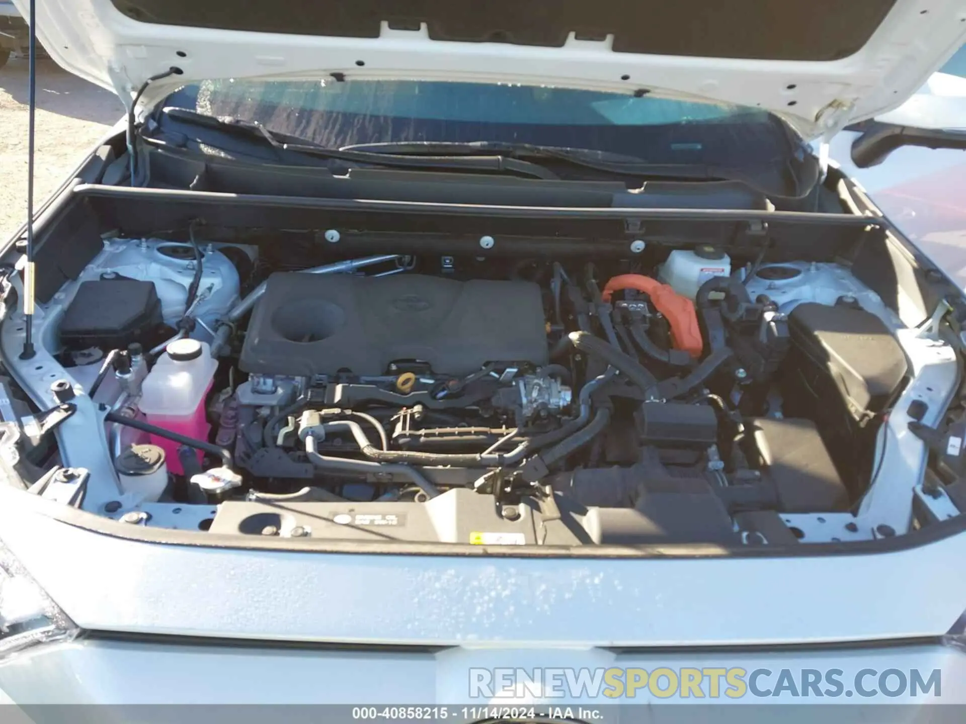 10 Photograph of a damaged car 4T3D6RFV0RU145040 TOYOTA RAV4 HYBRID 2024