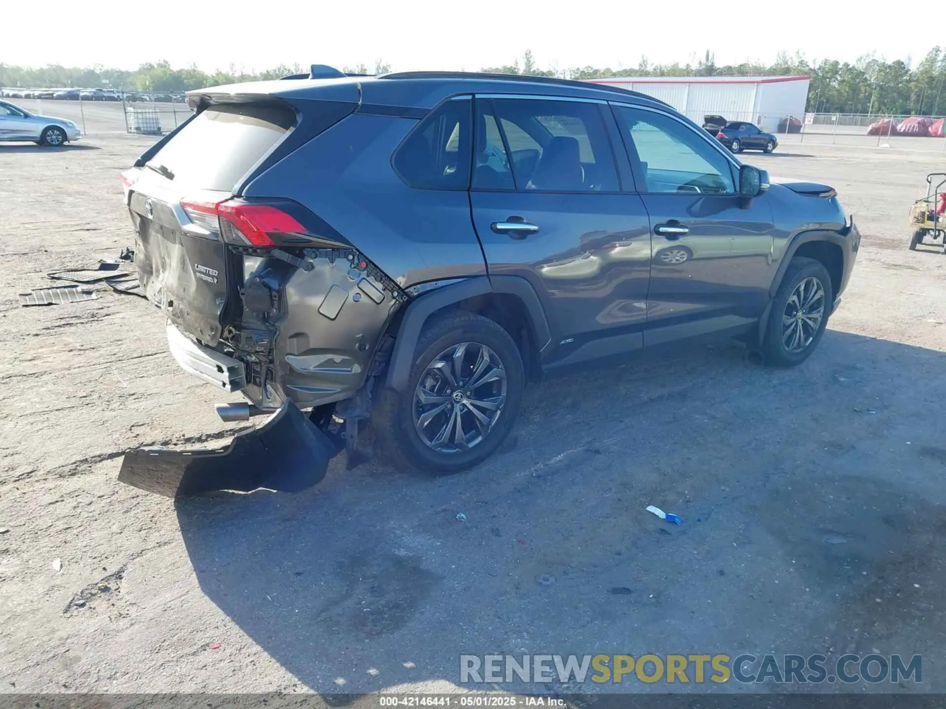 4 Photograph of a damaged car 4T3D6RFV2RU140731 TOYOTA RAV4 HYBRID 2024