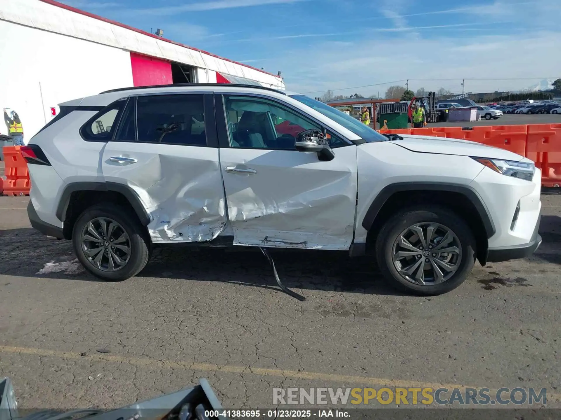 13 Photograph of a damaged car 4T3D6RFV4RU157367 TOYOTA RAV4 HYBRID 2024