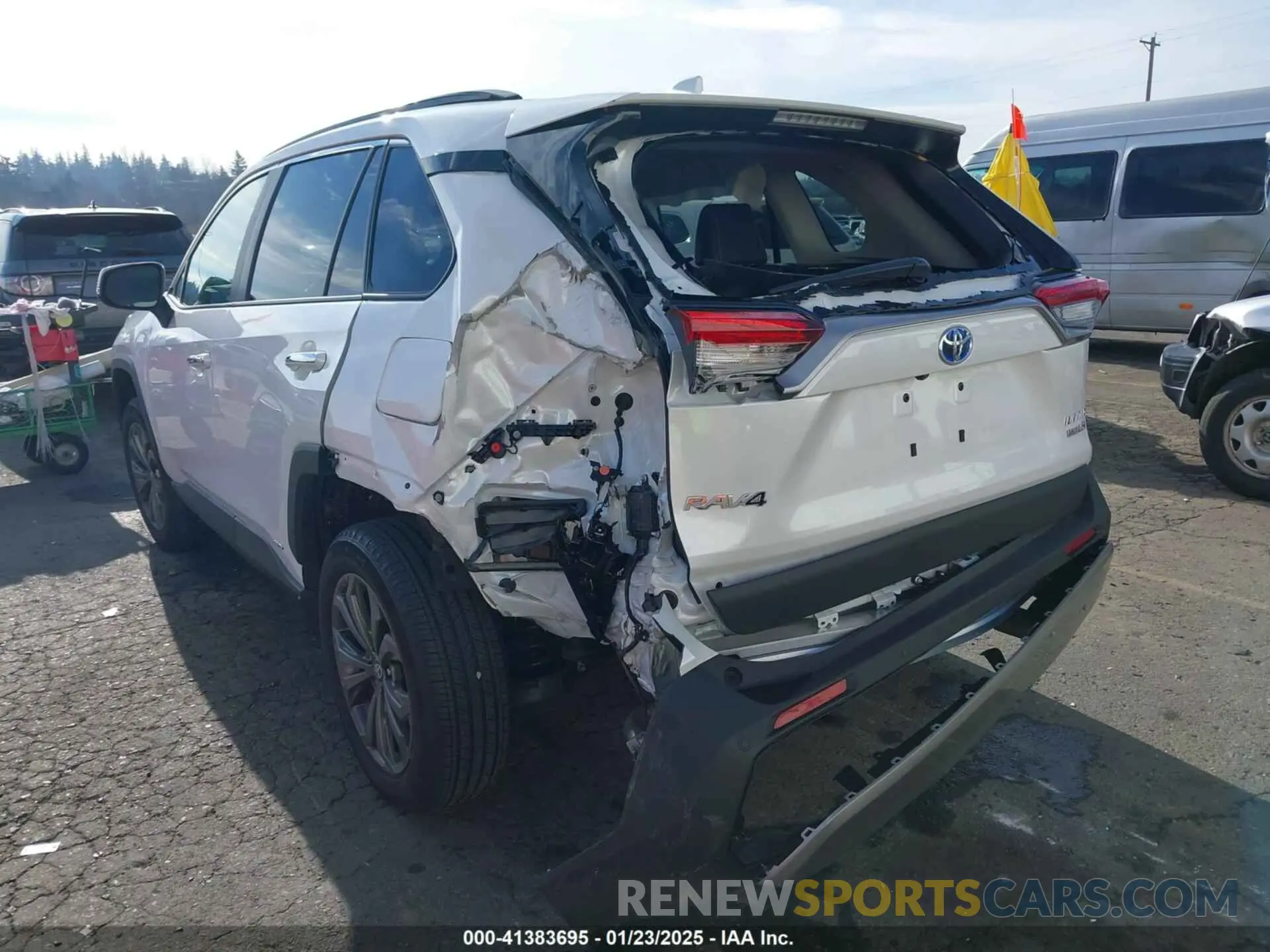 3 Photograph of a damaged car 4T3D6RFV4RU157367 TOYOTA RAV4 HYBRID 2024