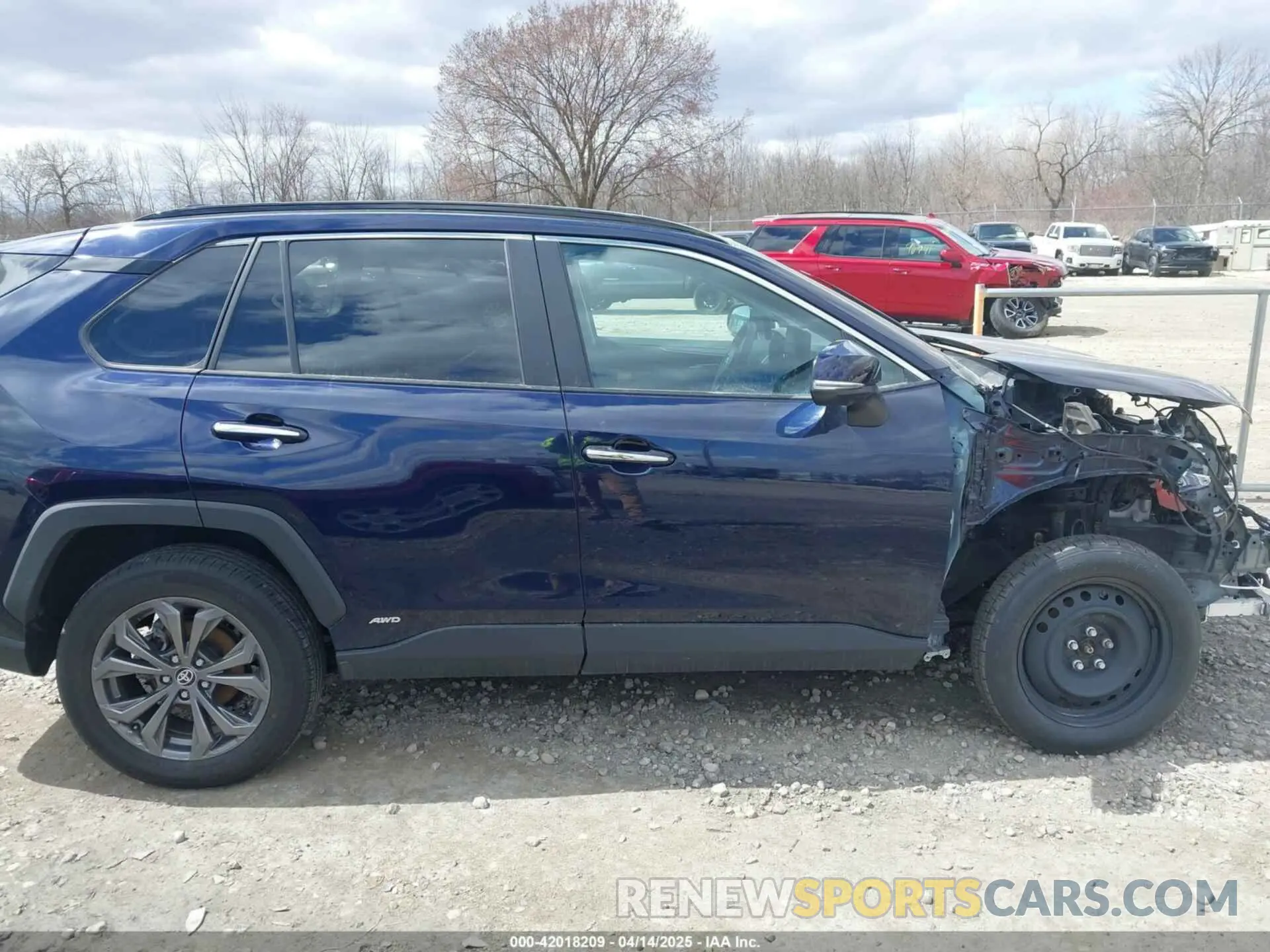 13 Photograph of a damaged car 4T3D6RFV5RU143932 TOYOTA RAV4 HYBRID 2024